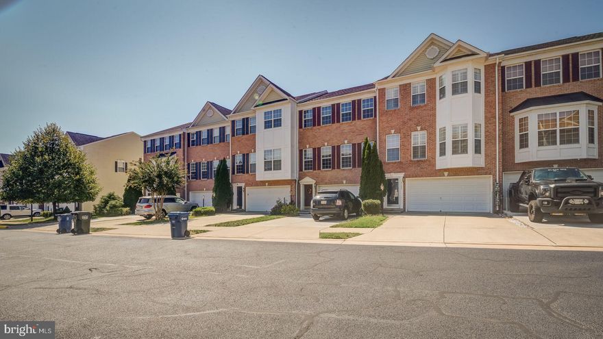 A MUST SEE!  BETTER THAN NEW!  CUSTOM BATHROOMS, CUSTOM KITCHEN, CUSTOM CHRYSTAL LIGHT FIXTURES, CUSTOM FLOORING, CUSTOM EVERYTHING!  NO EXPENSE SPARED RENOVATIONS AND UPGRADES!  CLOSE TO SHOPPING, SCHOOLS AND HIGHWAYS!  Sold As-Is!