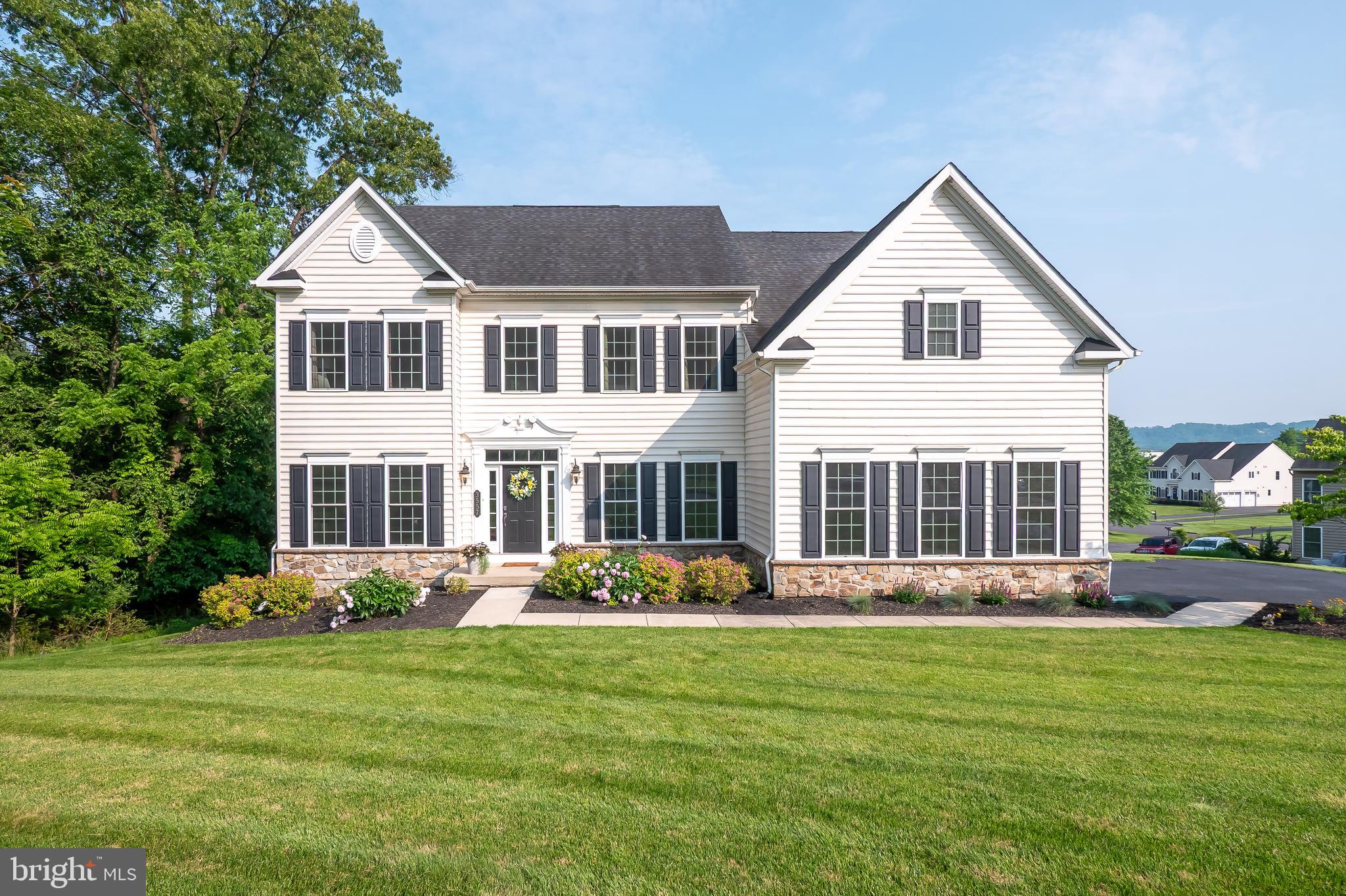 MOUNTAIN GLEN - Residential