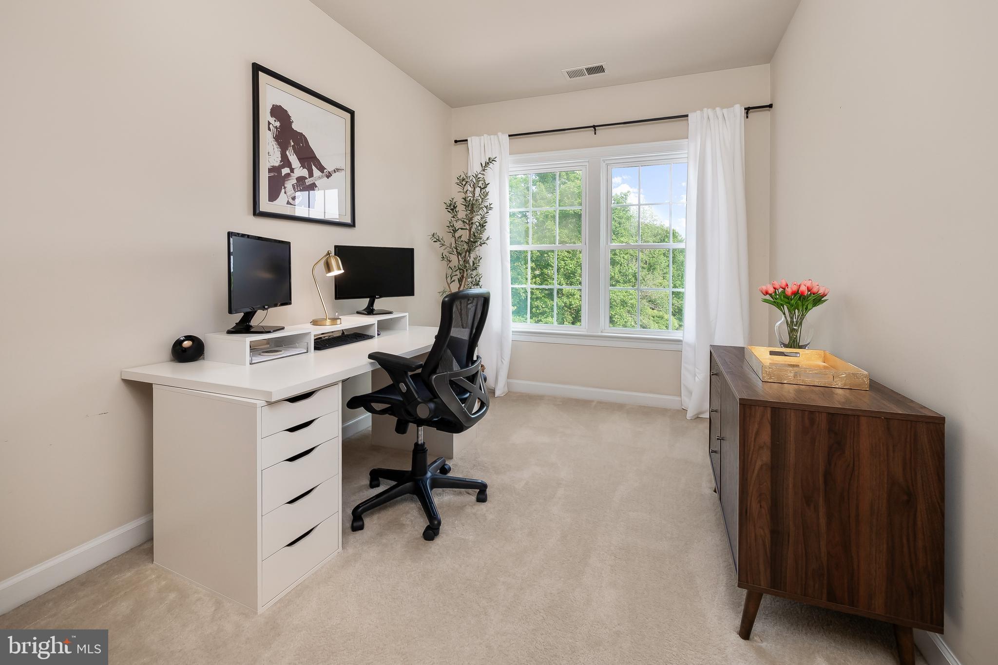 MOUNTAIN GLEN - Residential