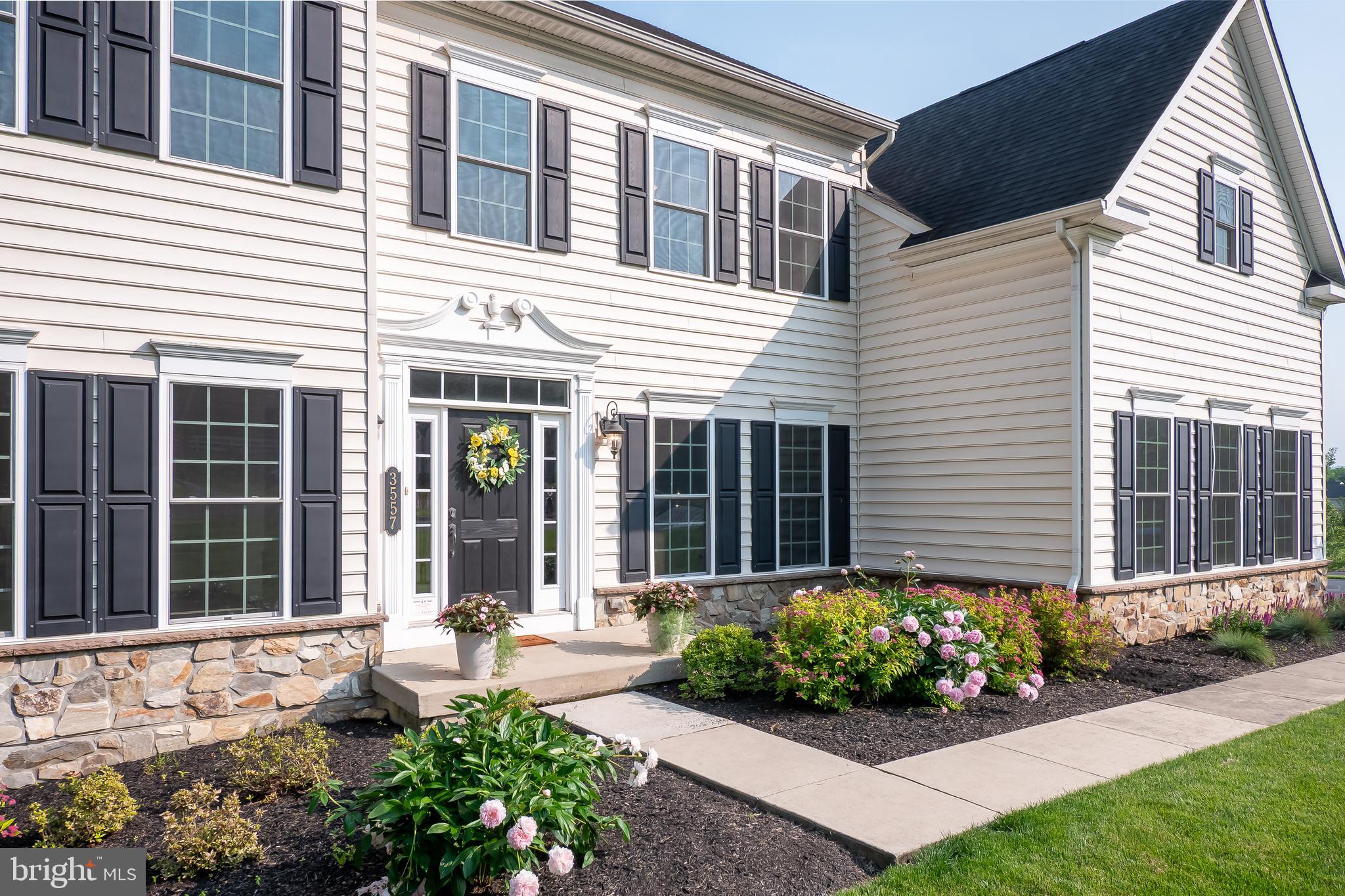 MOUNTAIN GLEN - Residential
