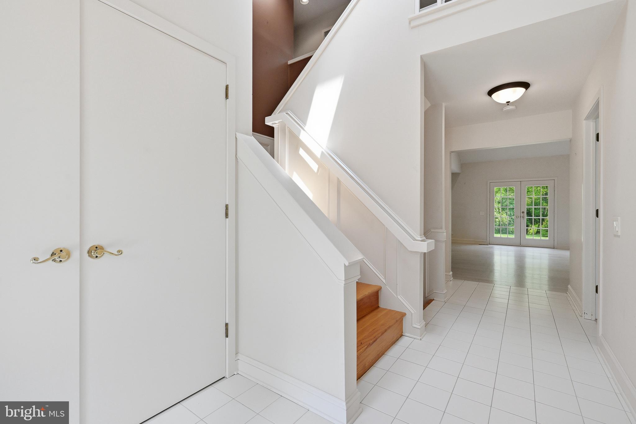 7 TOBIN COURT