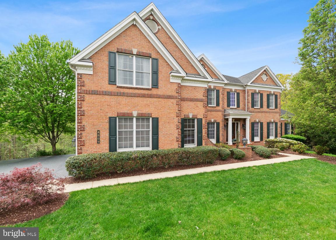 4609 EXMOORE COURT