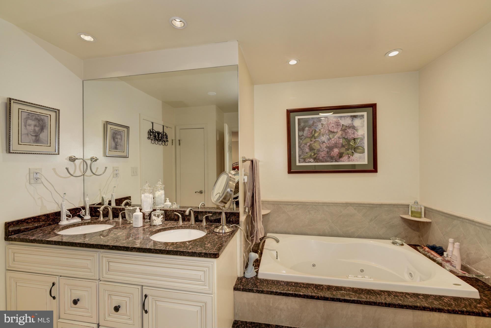 HUNTERS VALLEY MINCHEWS - Residential Lease