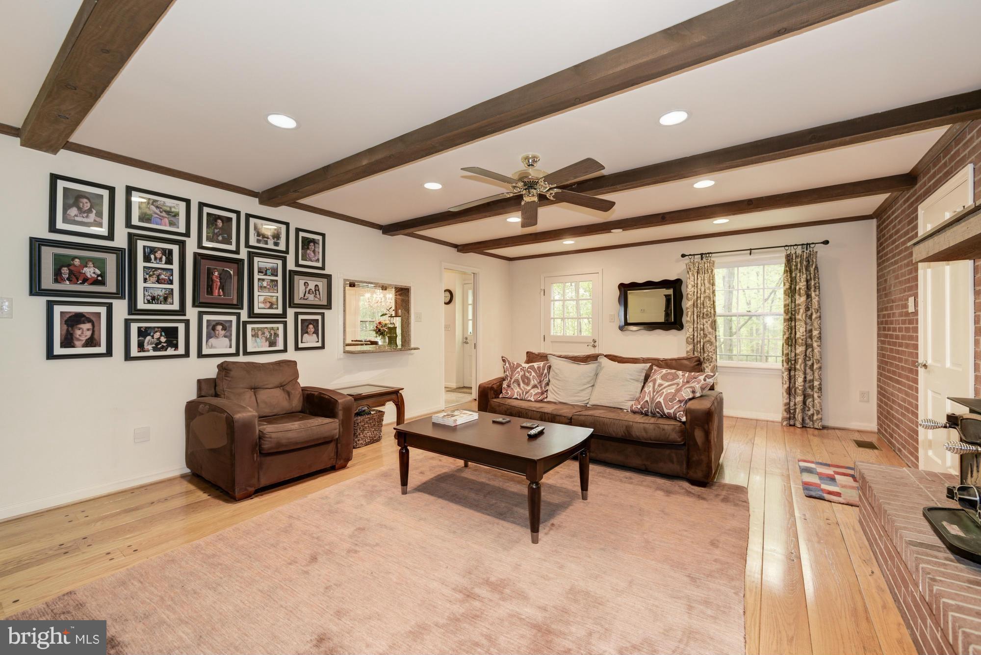 HUNTERS VALLEY MINCHEWS - Residential Lease