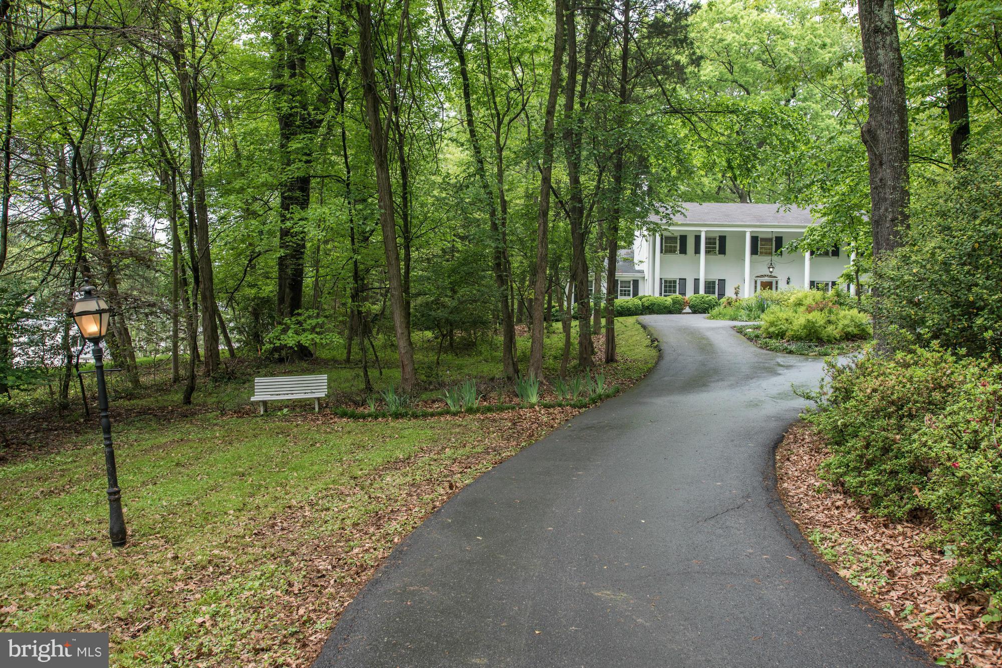 HUNTERS VALLEY MINCHEWS - Residential Lease