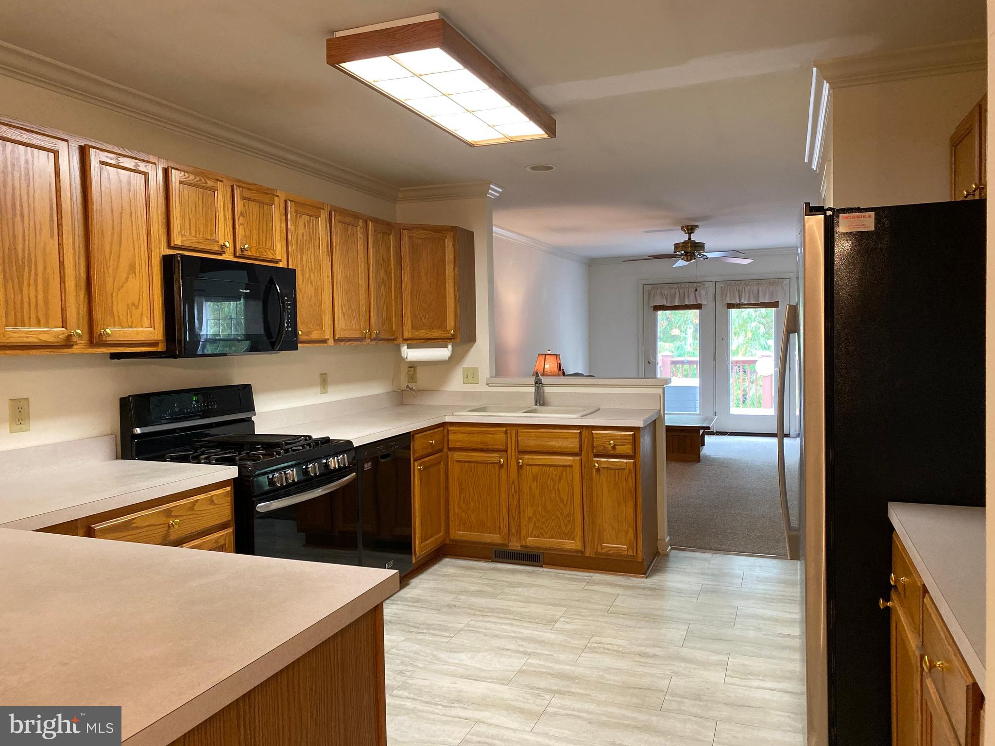 EQUINE MEADOWS - Residential