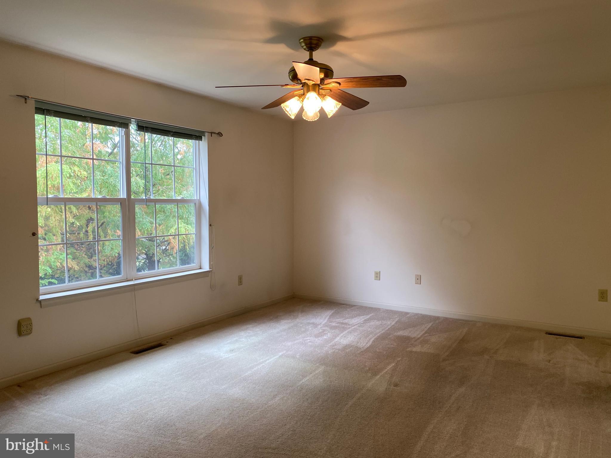 EQUINE MEADOWS - Residential