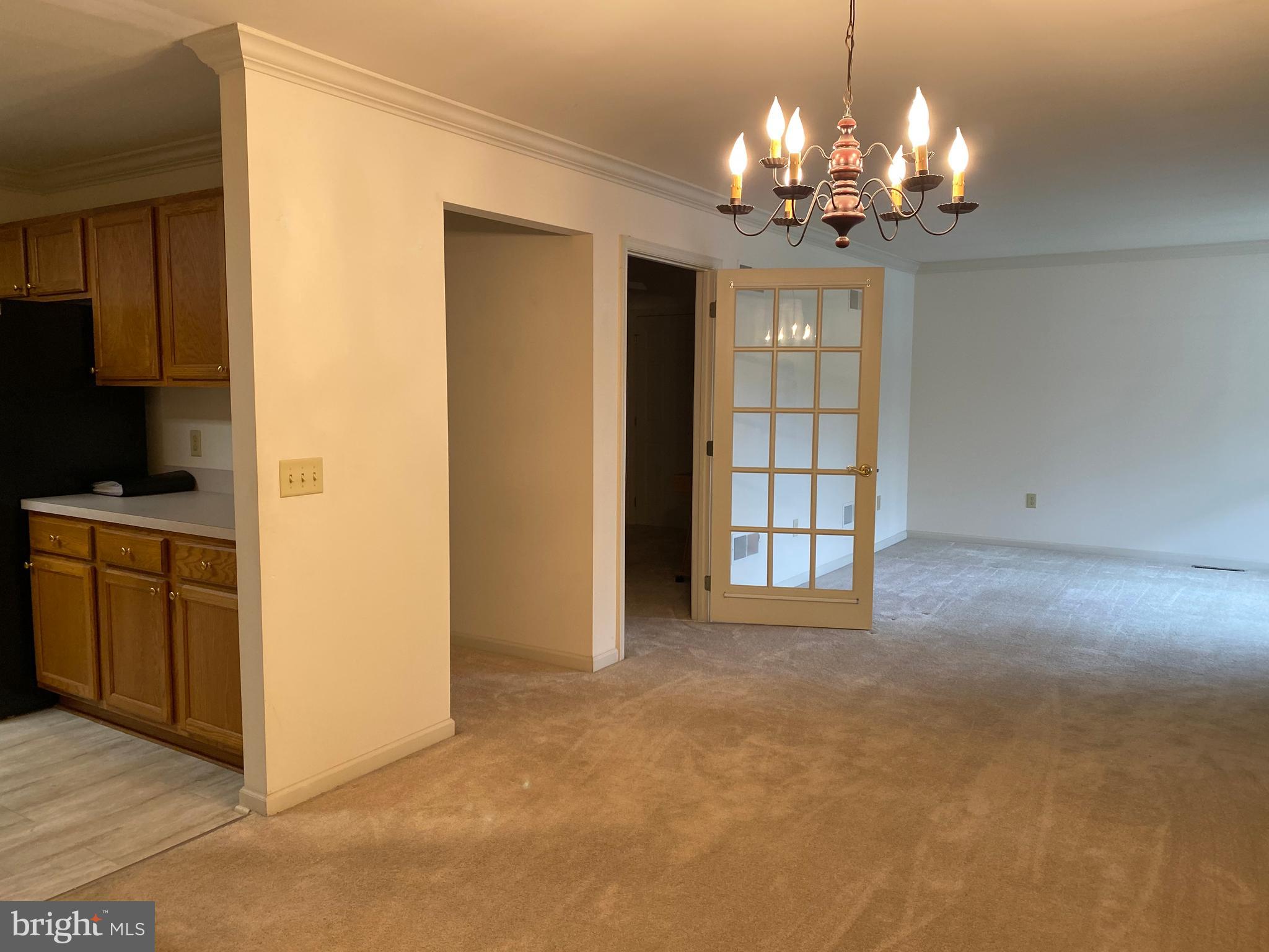 EQUINE MEADOWS - Residential