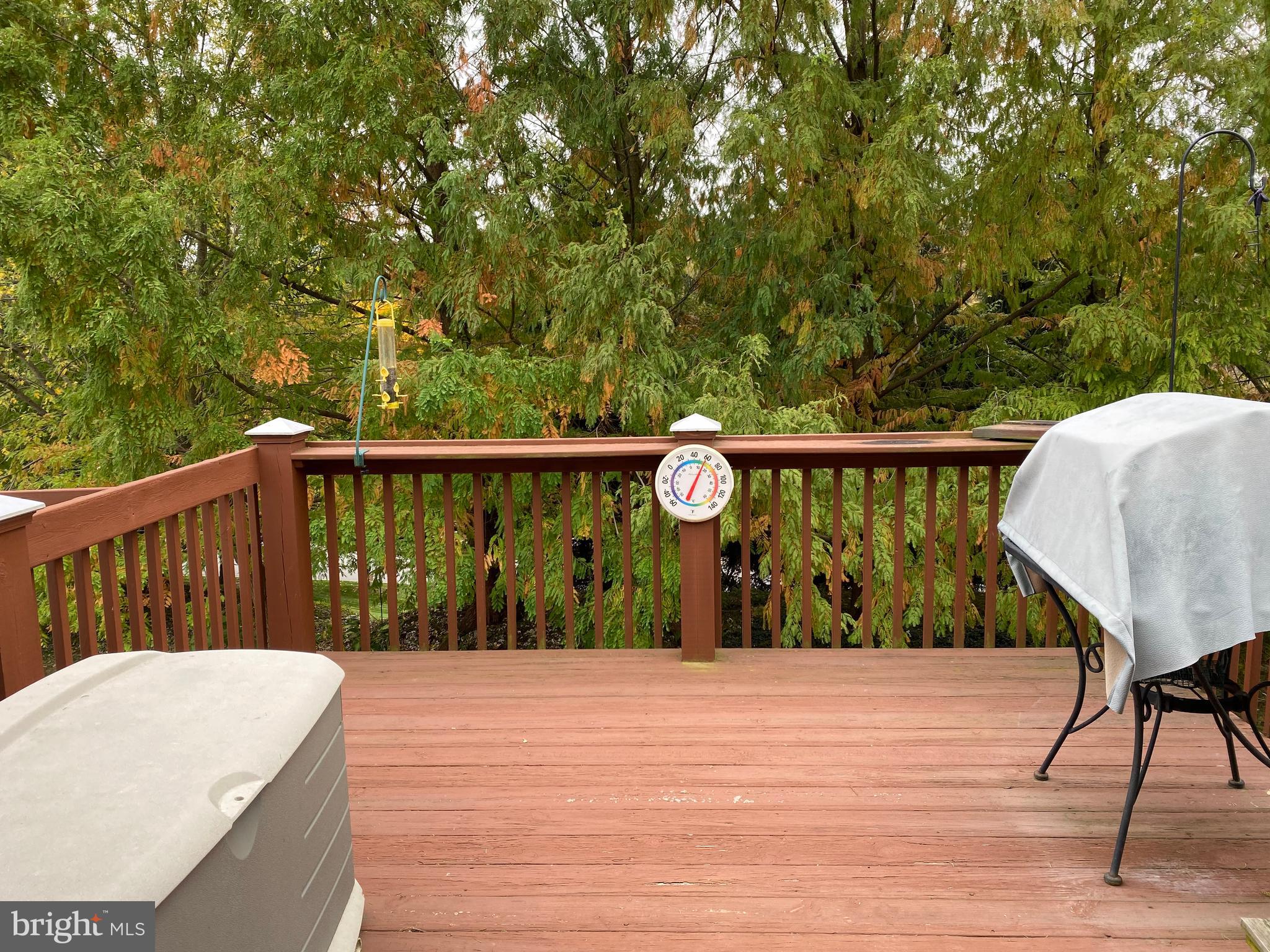 EQUINE MEADOWS - Residential