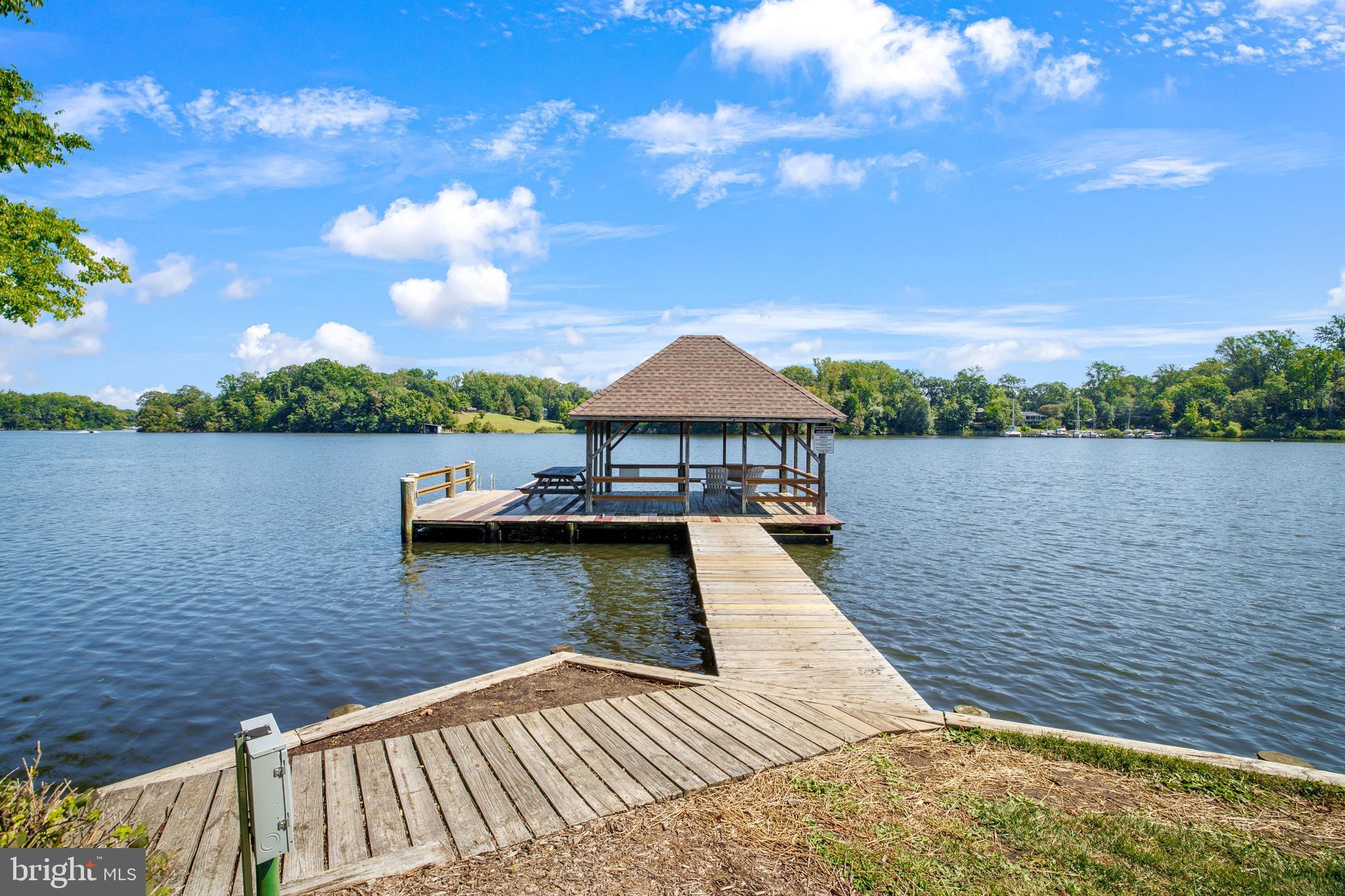 ANNAPOLIS LANDING - Residential