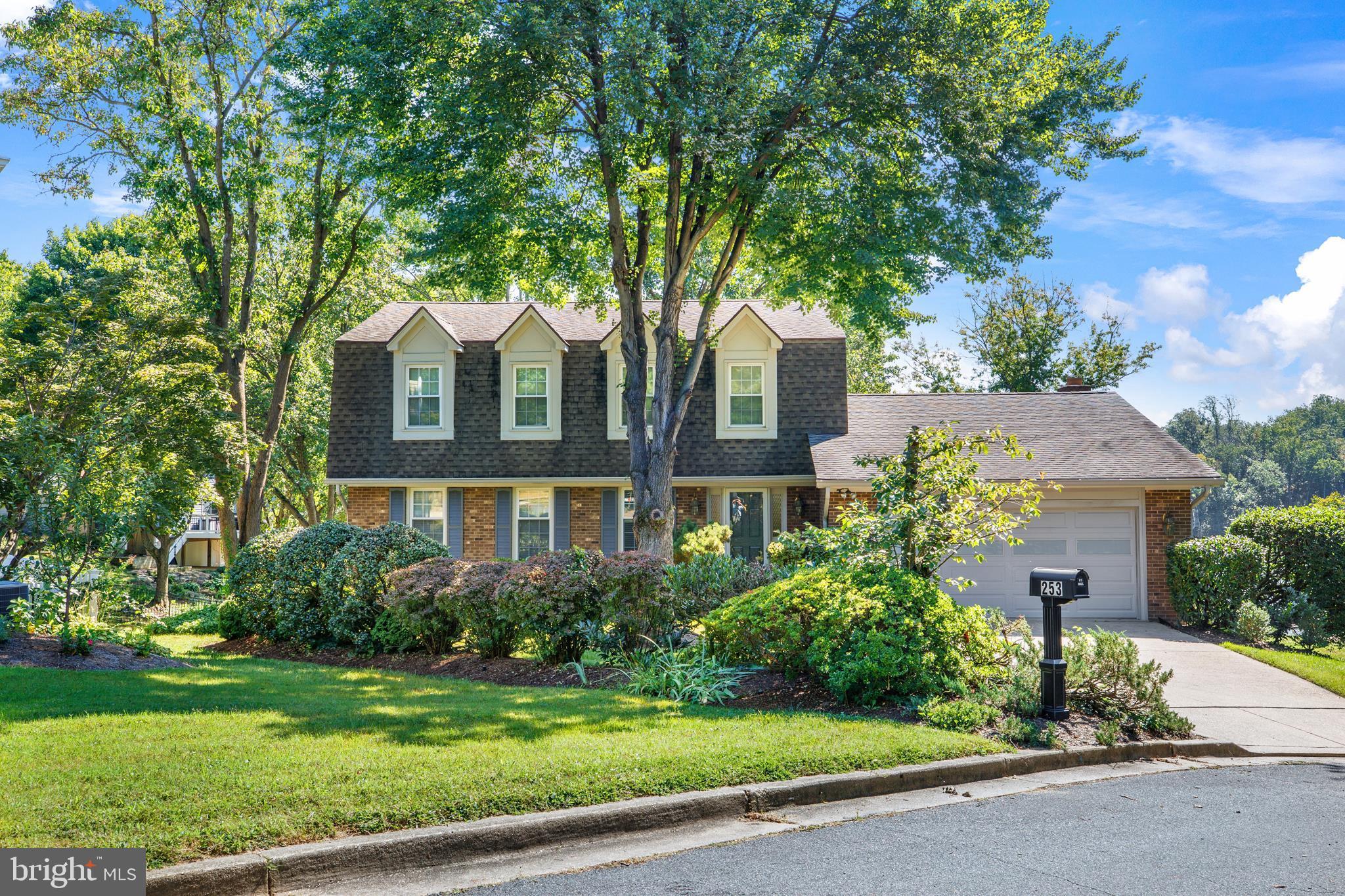 ANNAPOLIS LANDING - Residential