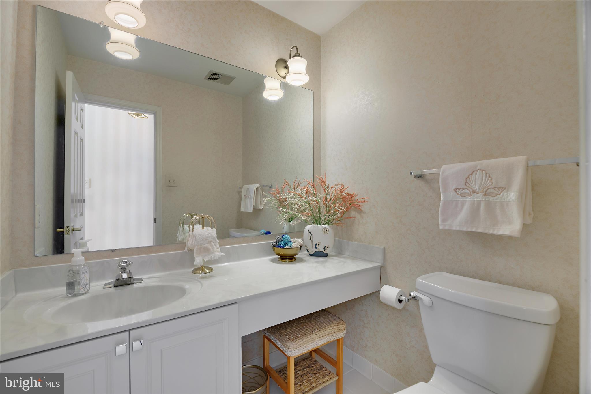 ANNAPOLIS LANDING - Residential