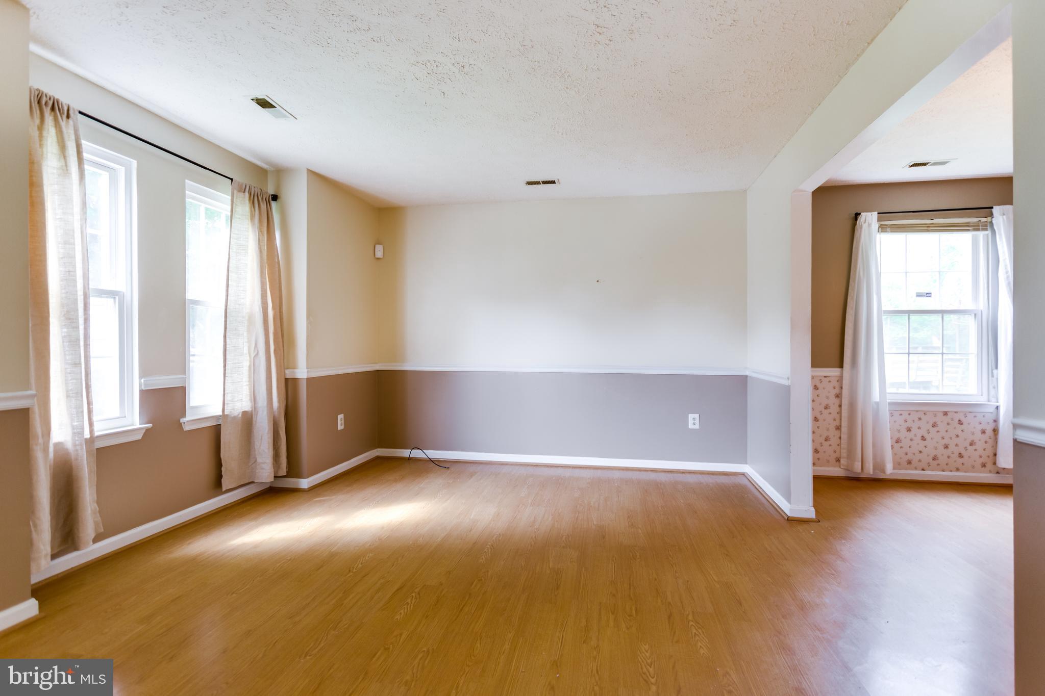 HAMPSHIRE - Residential