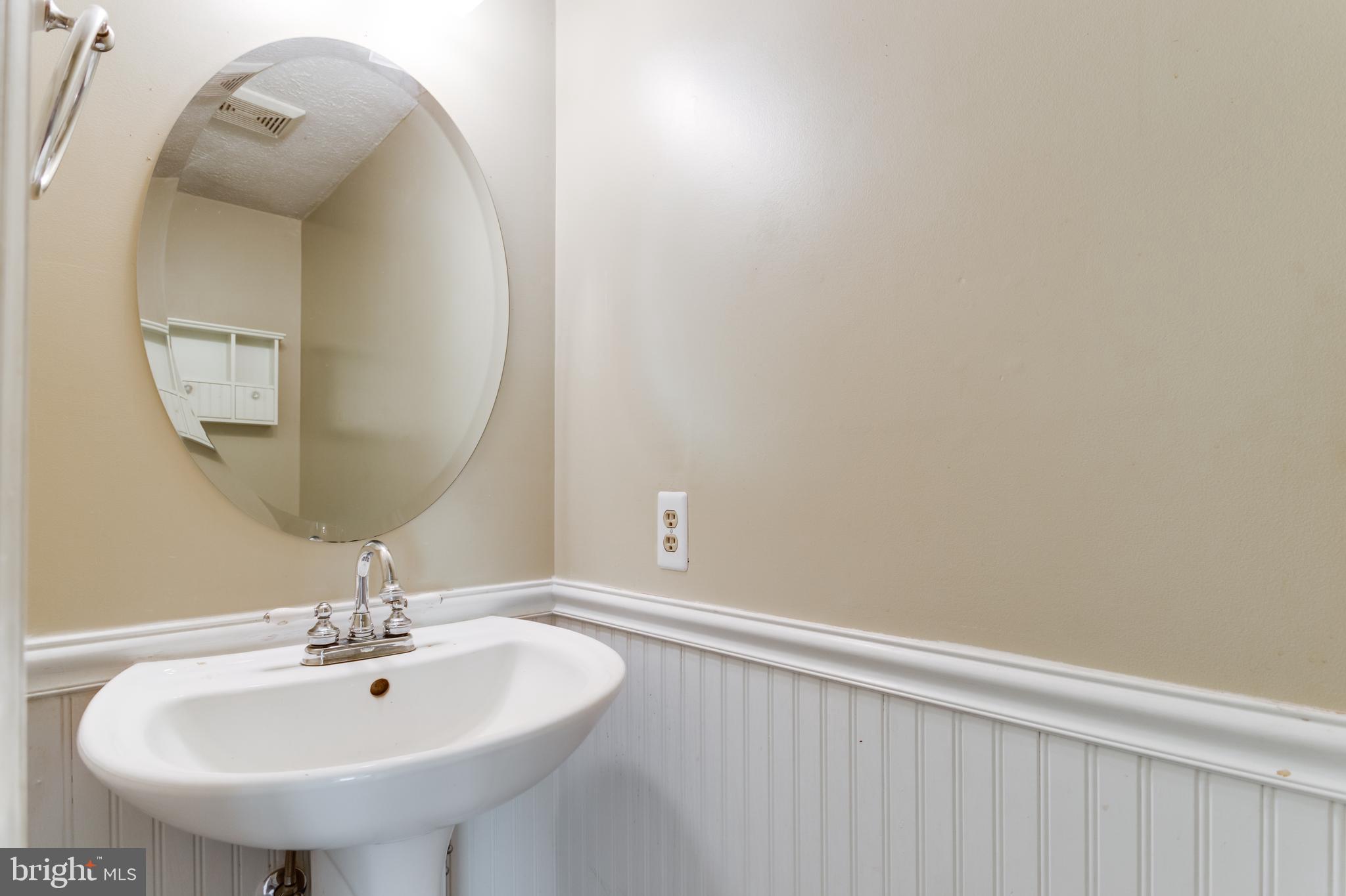 HAMPSHIRE - Residential