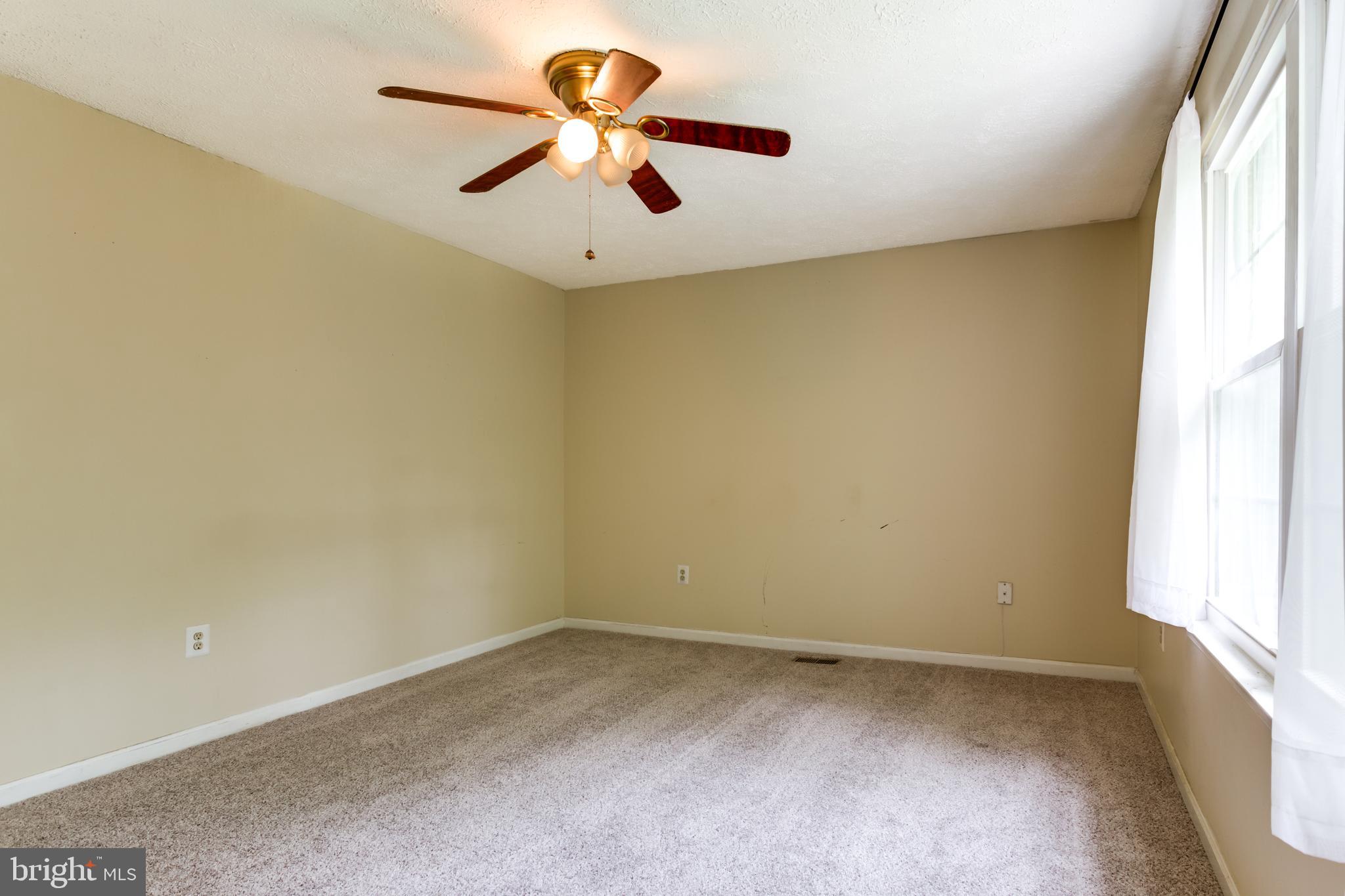 HAMPSHIRE - Residential