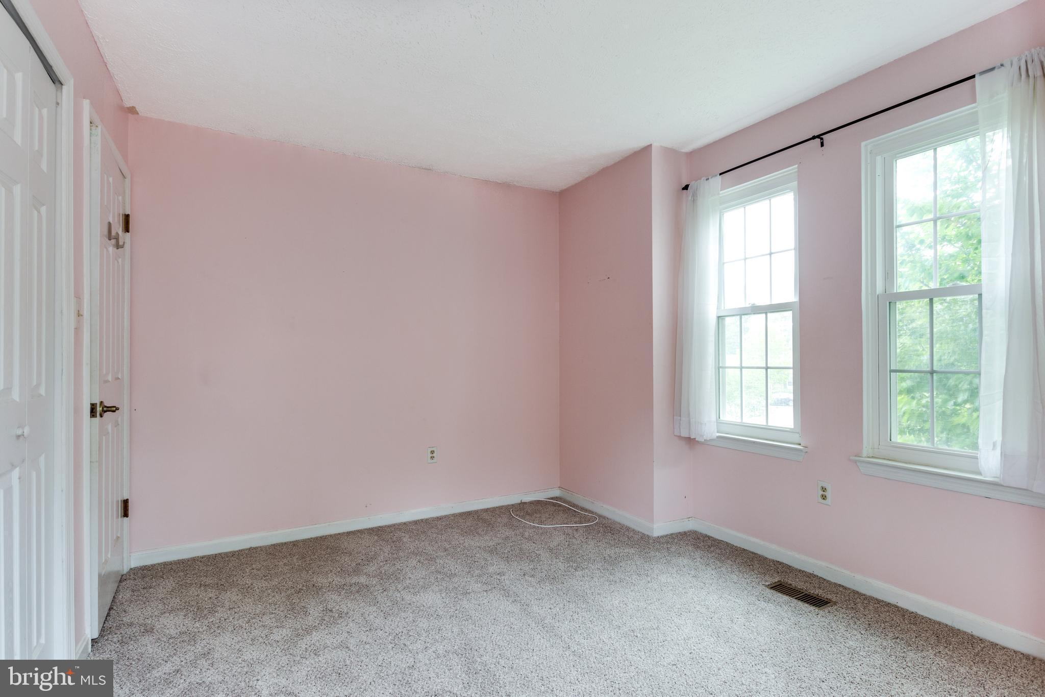 HAMPSHIRE - Residential