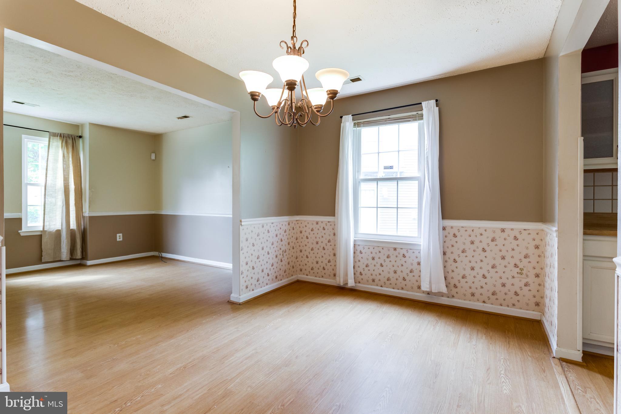 HAMPSHIRE - Residential