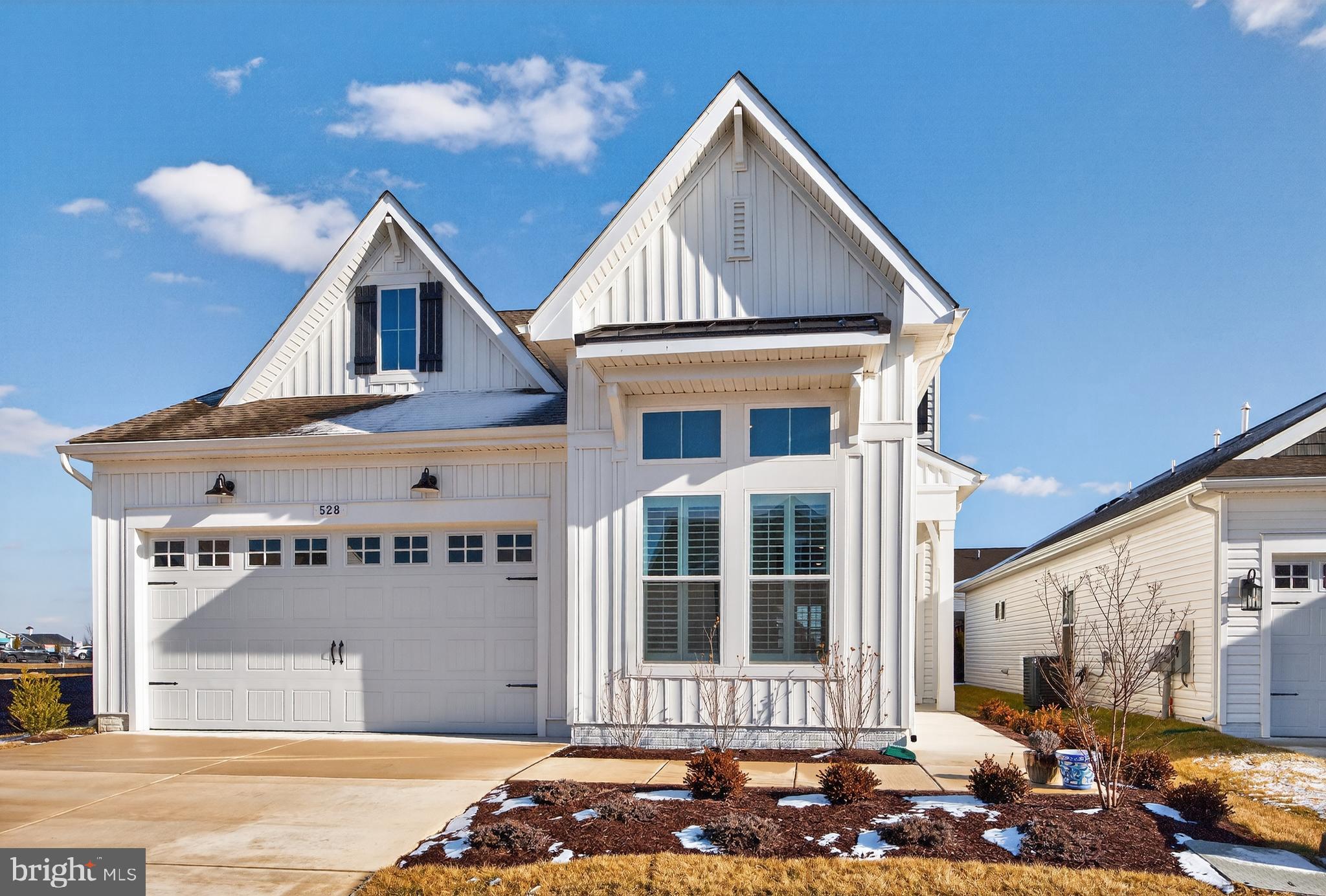 FOUR SEASONS AT KENT ISLAND - Residential