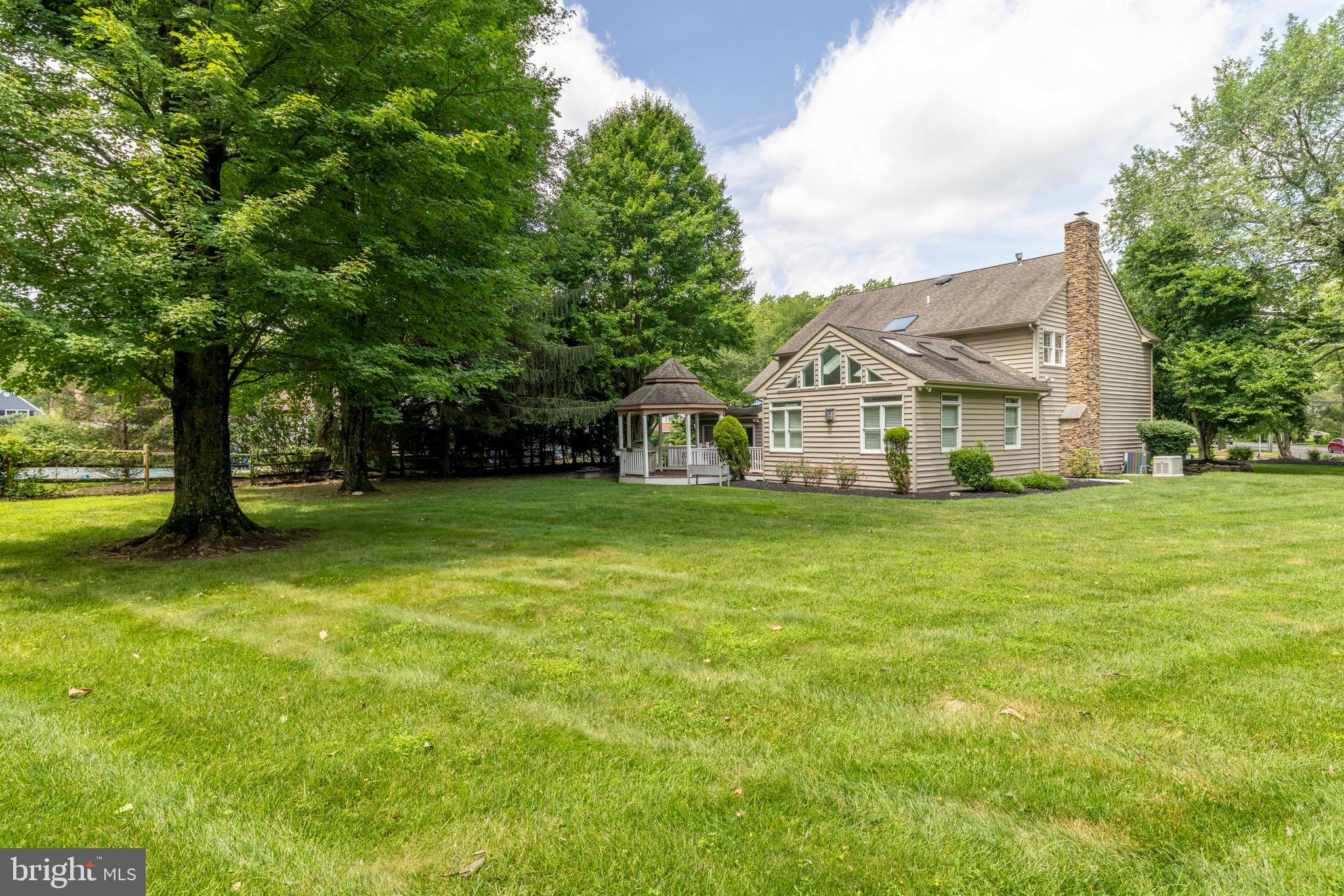 SPRINGFIELD - Residential