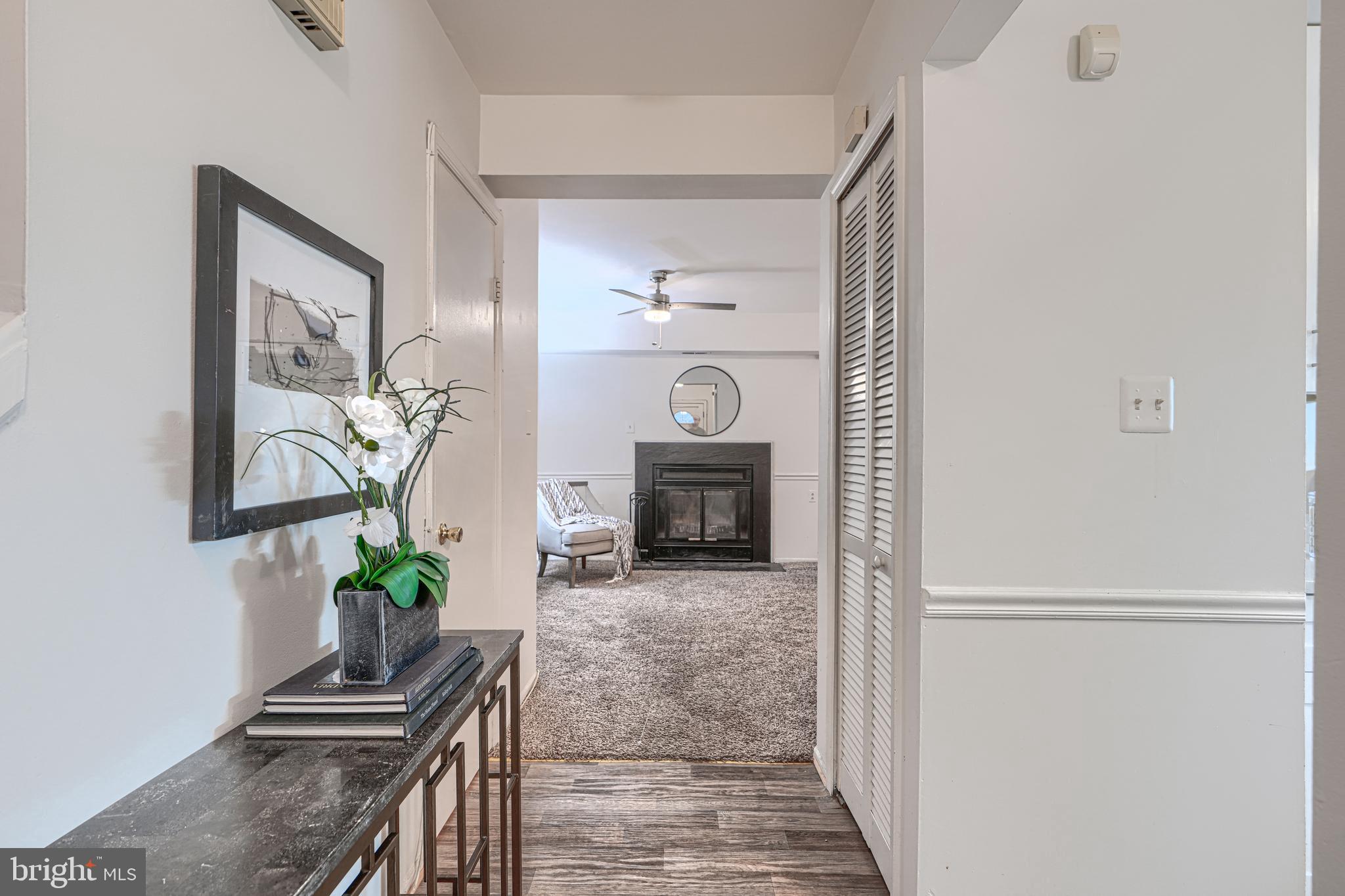2266 PRINCE OF WALES COURT