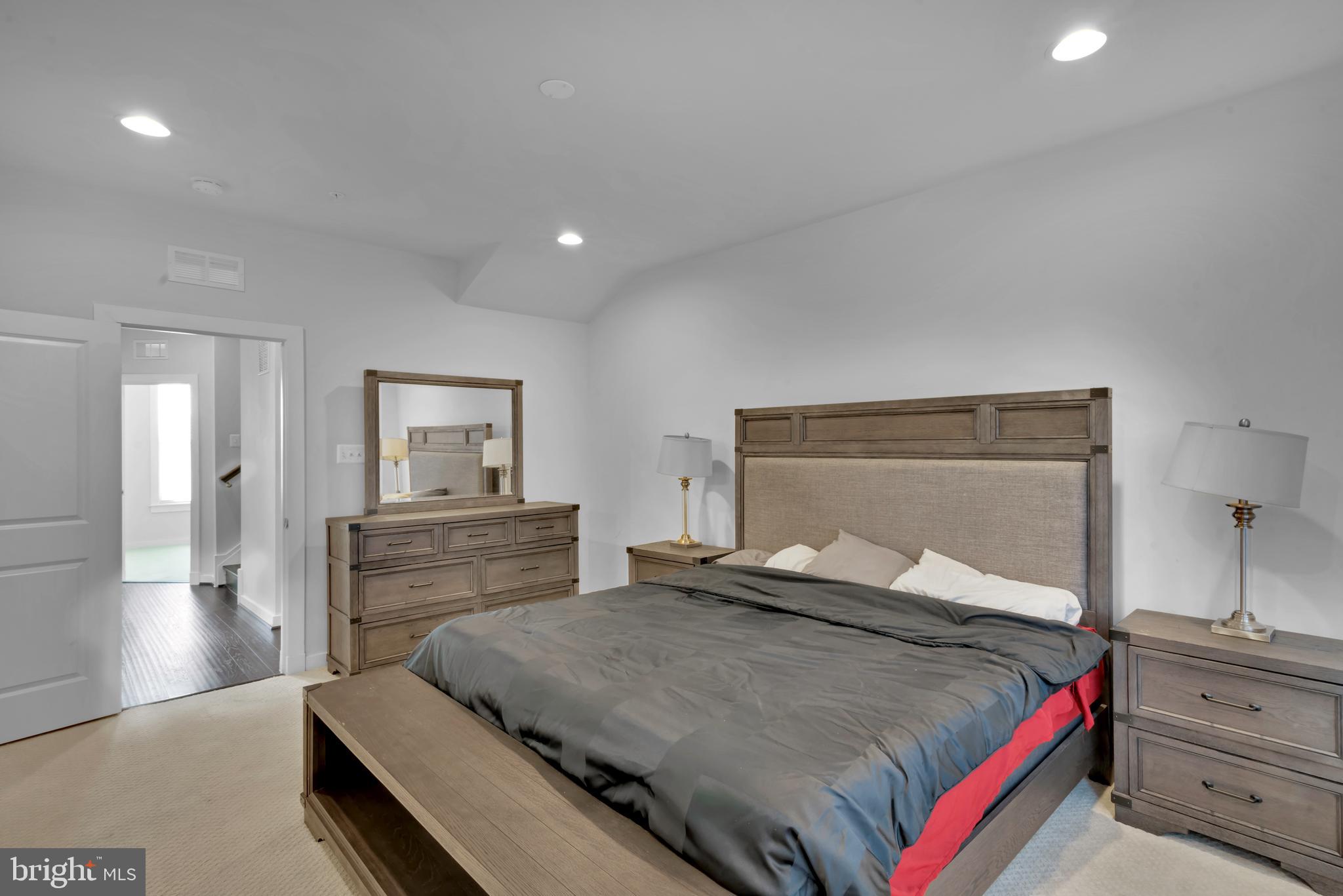 TUSCARORA CREEK - Residential