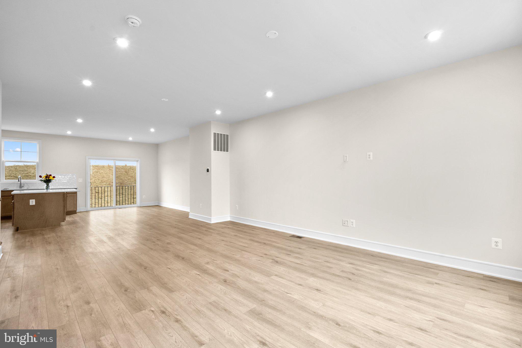 LAKE FREDERICK - Residential