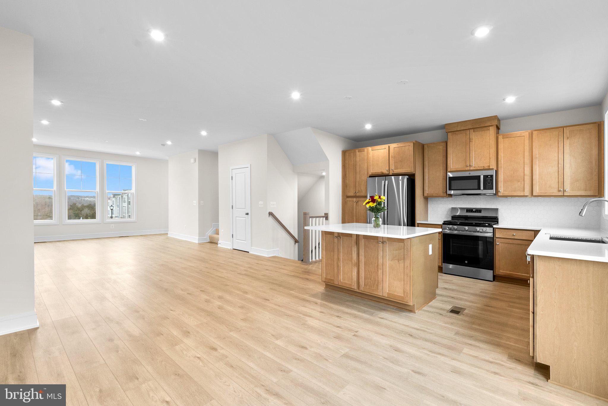 LAKE FREDERICK - Residential