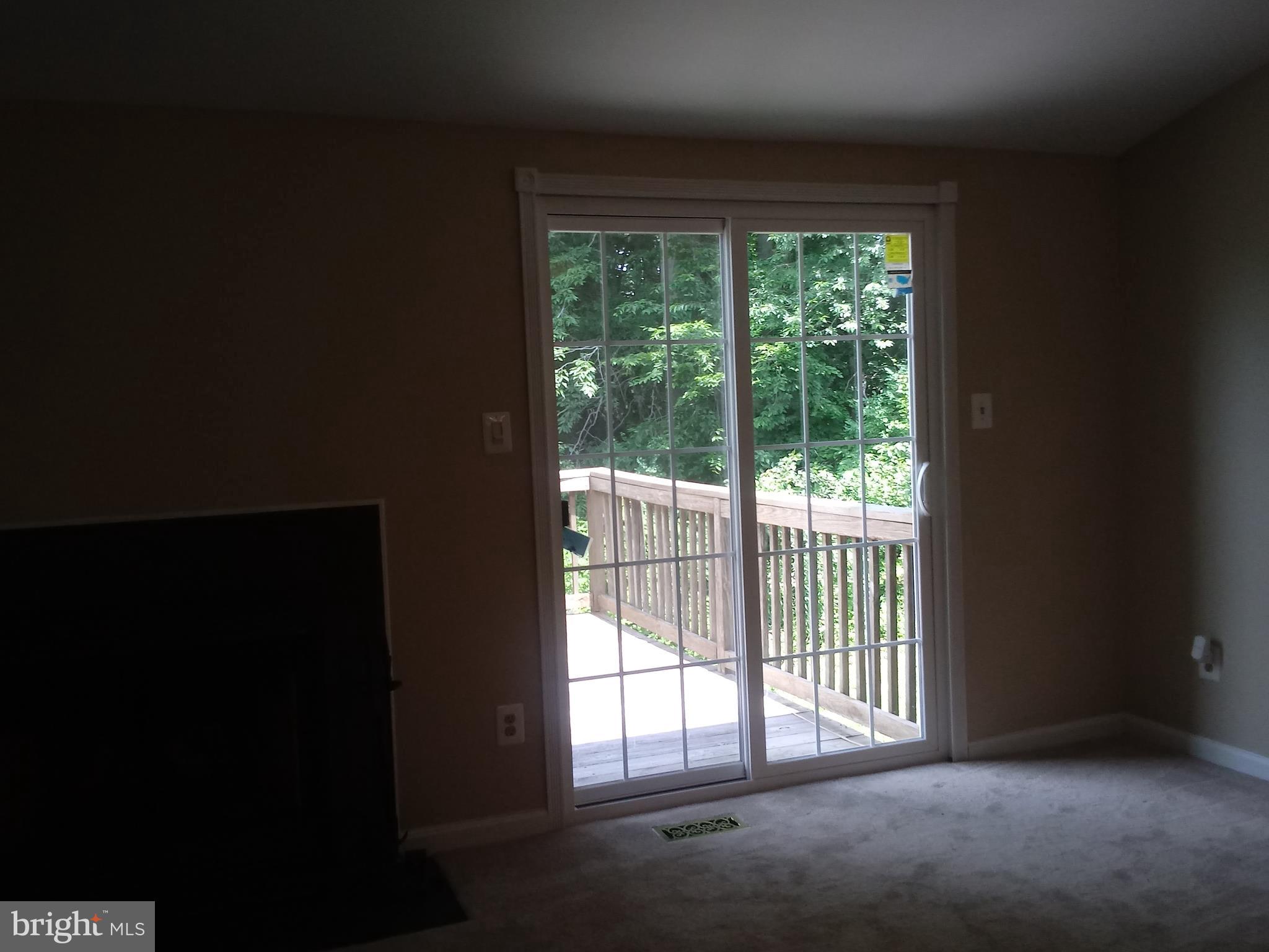 CONSTANT FRIENDSHIP - Residential