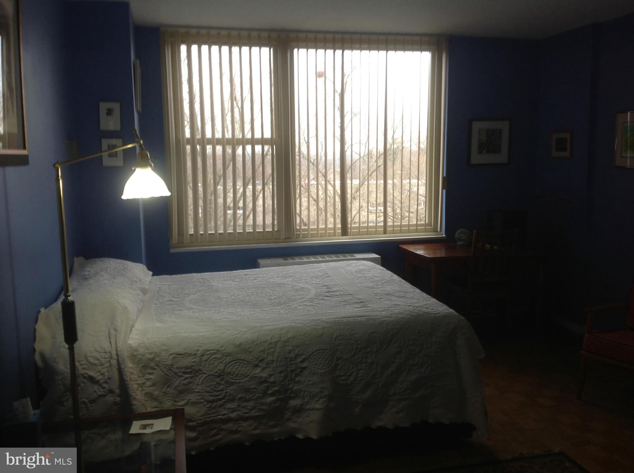 ROLAND PARK - Residential