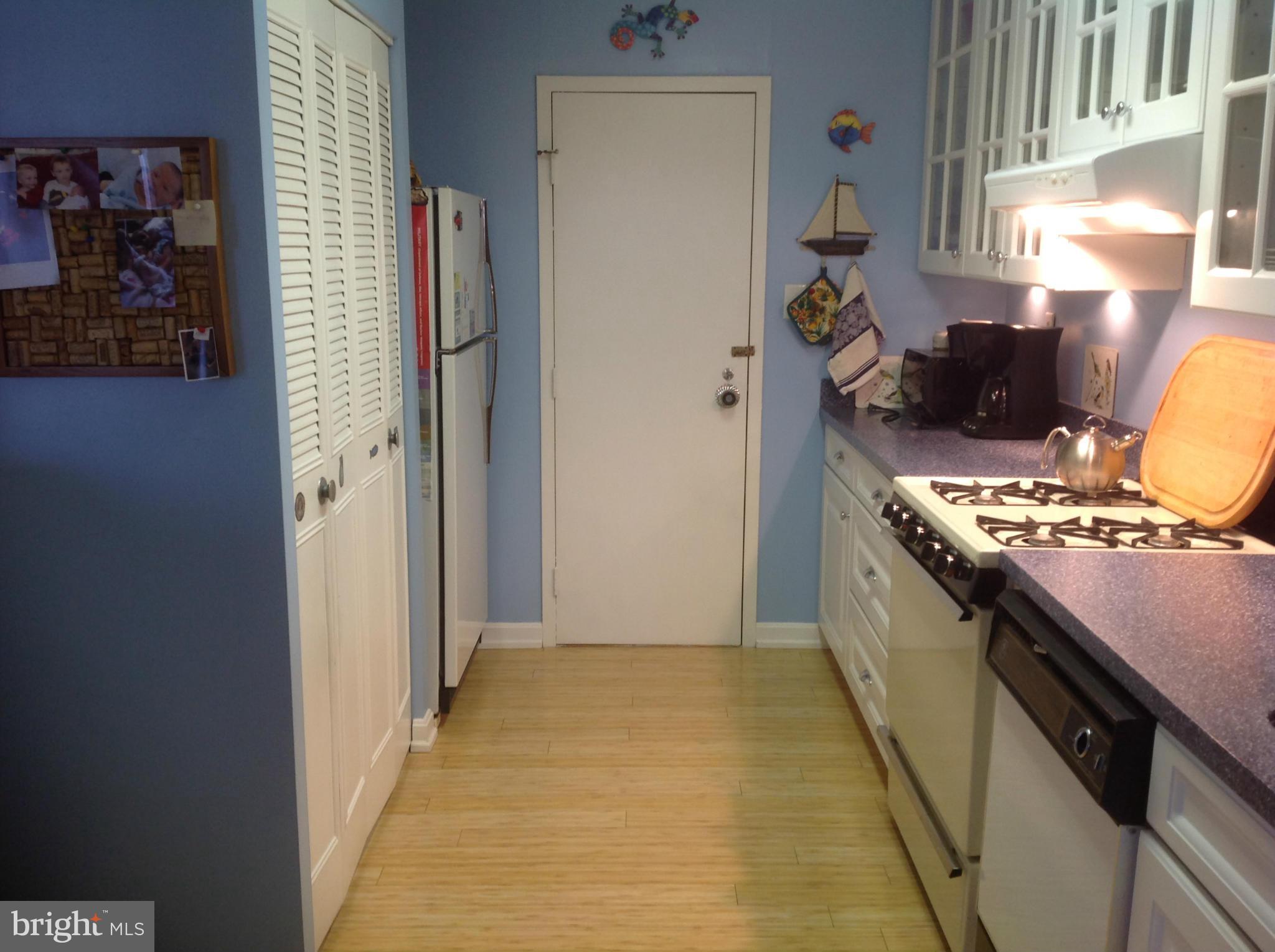 ROLAND PARK - Residential