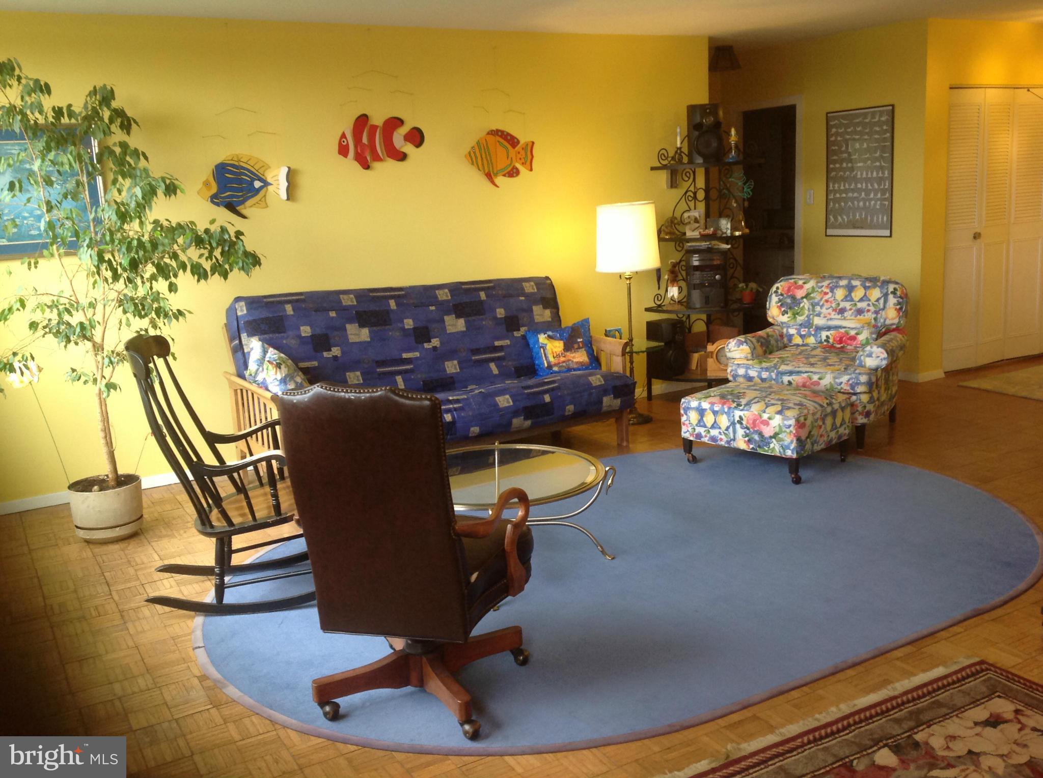 ROLAND PARK - Residential