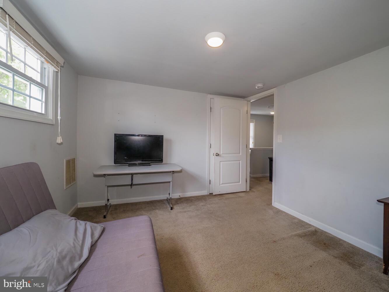 RIVIERA BEACH - Residential