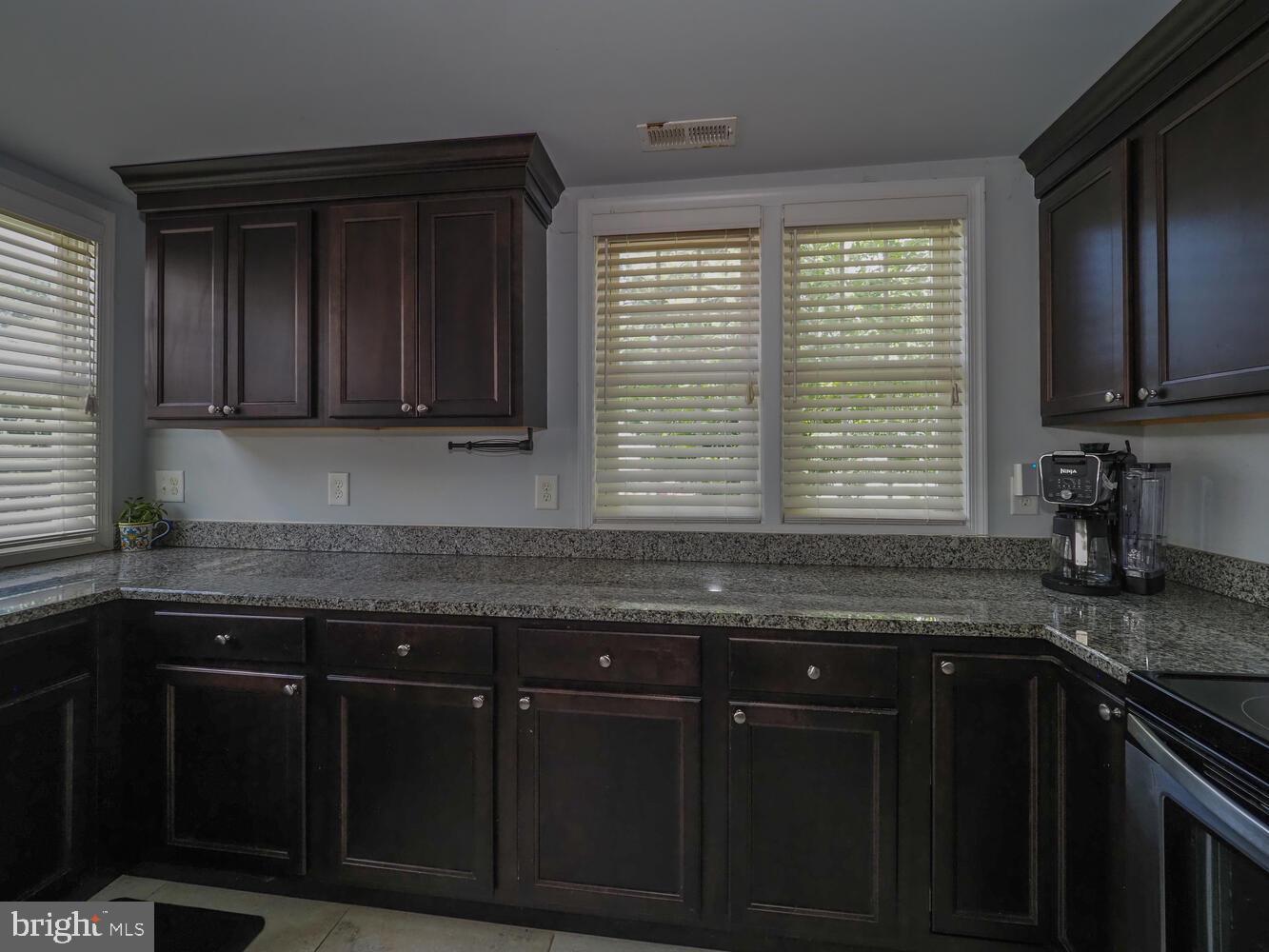 RIVIERA BEACH - Residential