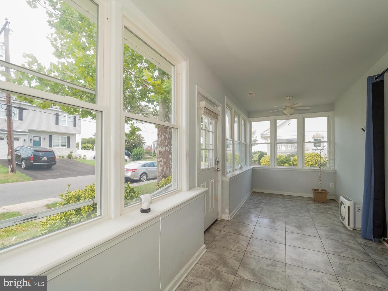 RIVIERA BEACH - Residential