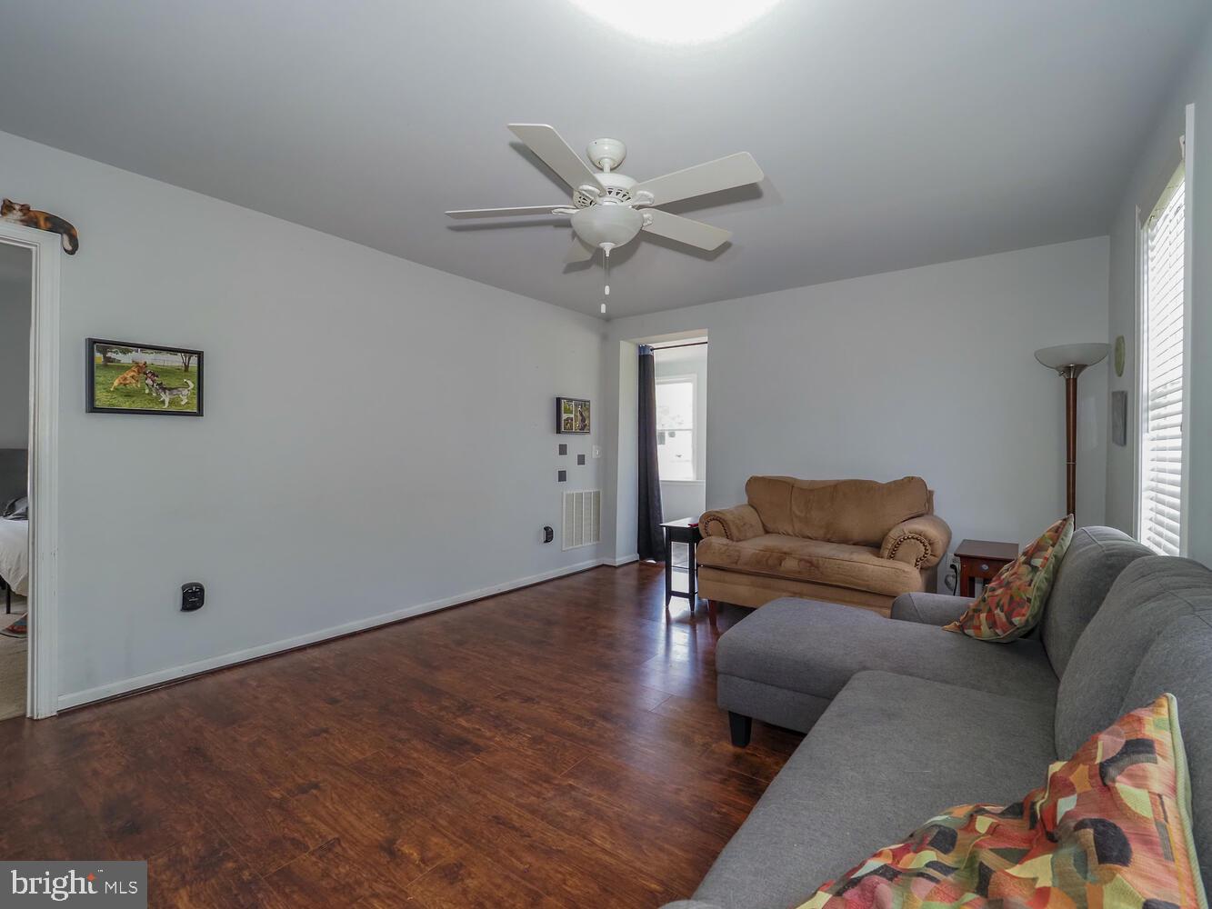 RIVIERA BEACH - Residential