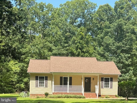 Homes For Sale - 28067 Mt Vernon Church Road<br/> RUTHER GLEN, VA 22546