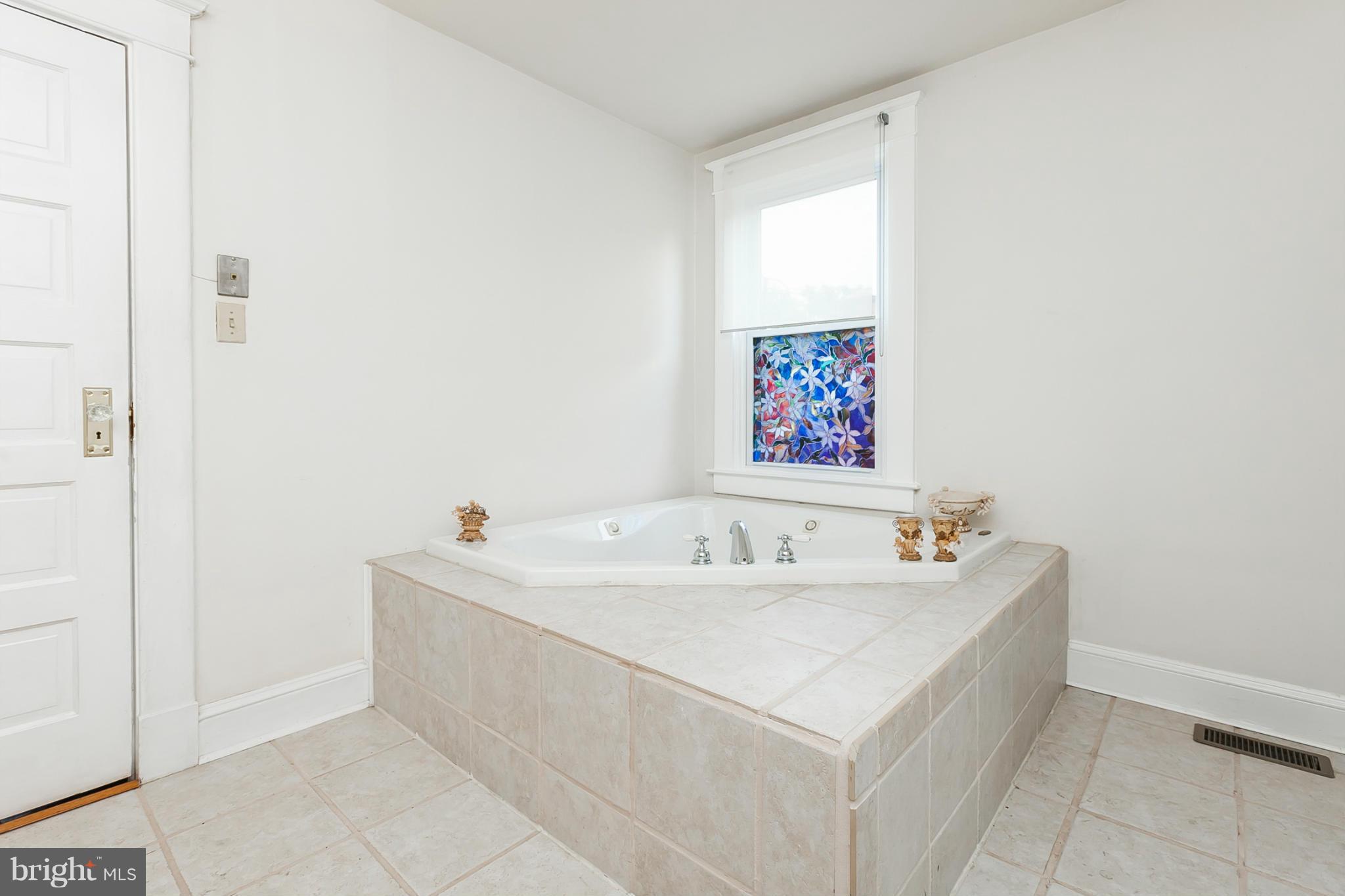 HAMILTON HEIGHTS - Residential