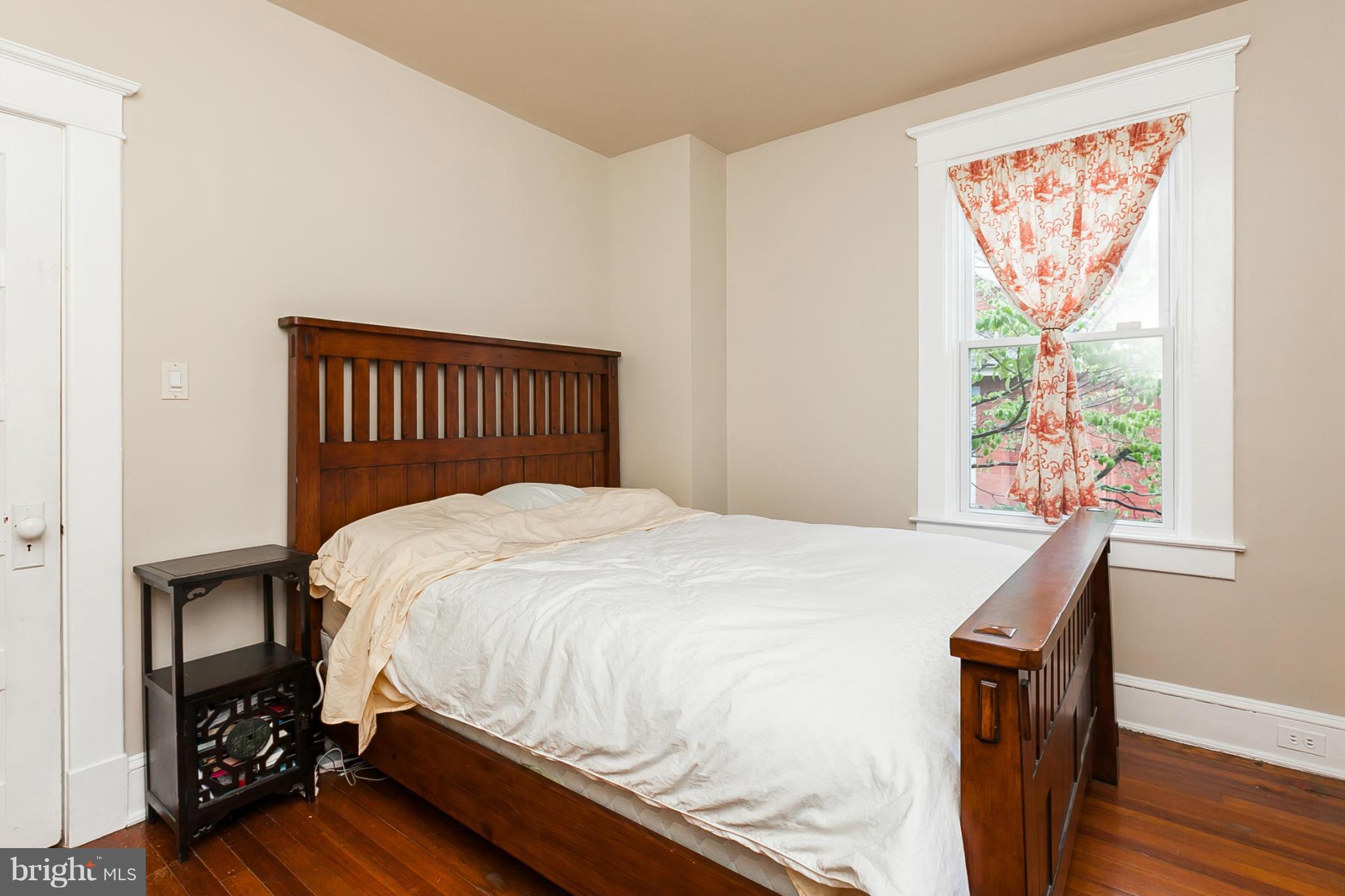 HAMILTON HEIGHTS - Residential