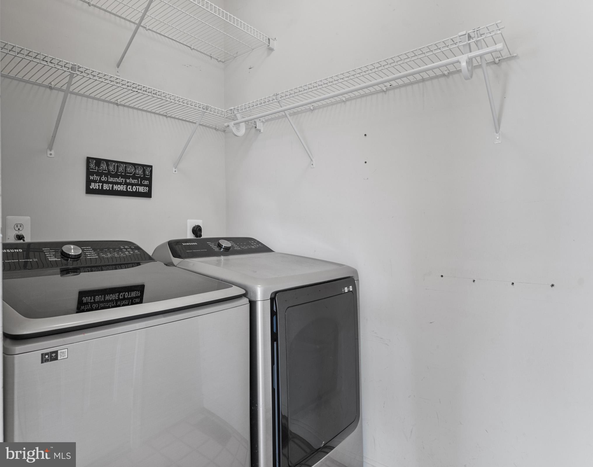 BERRY HILL MANOR - Residential