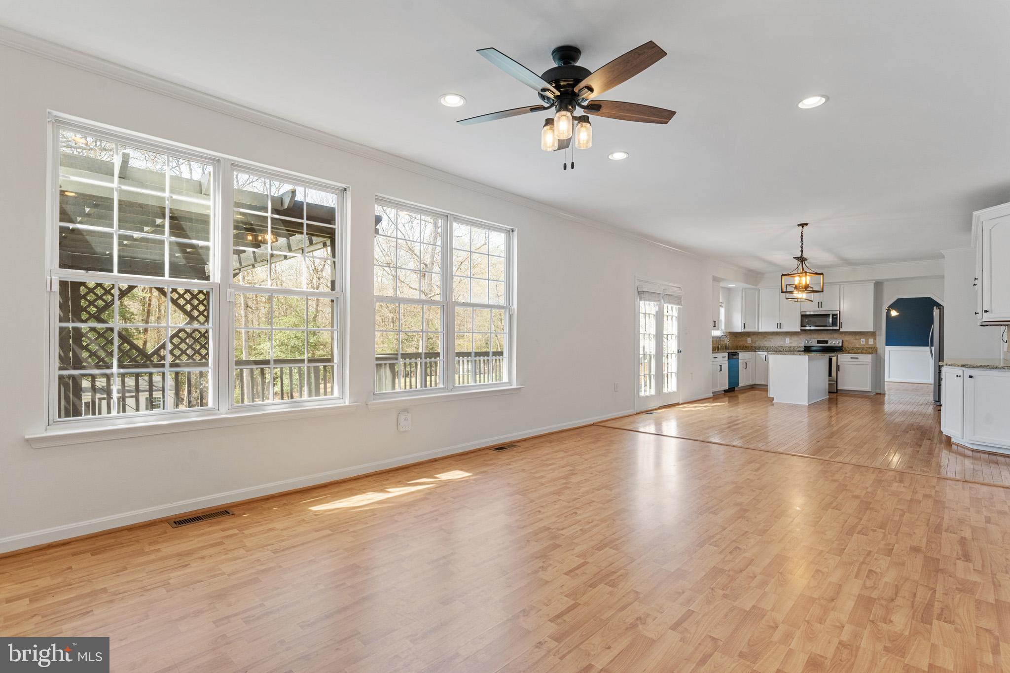 BERRY HILL MANOR - Residential