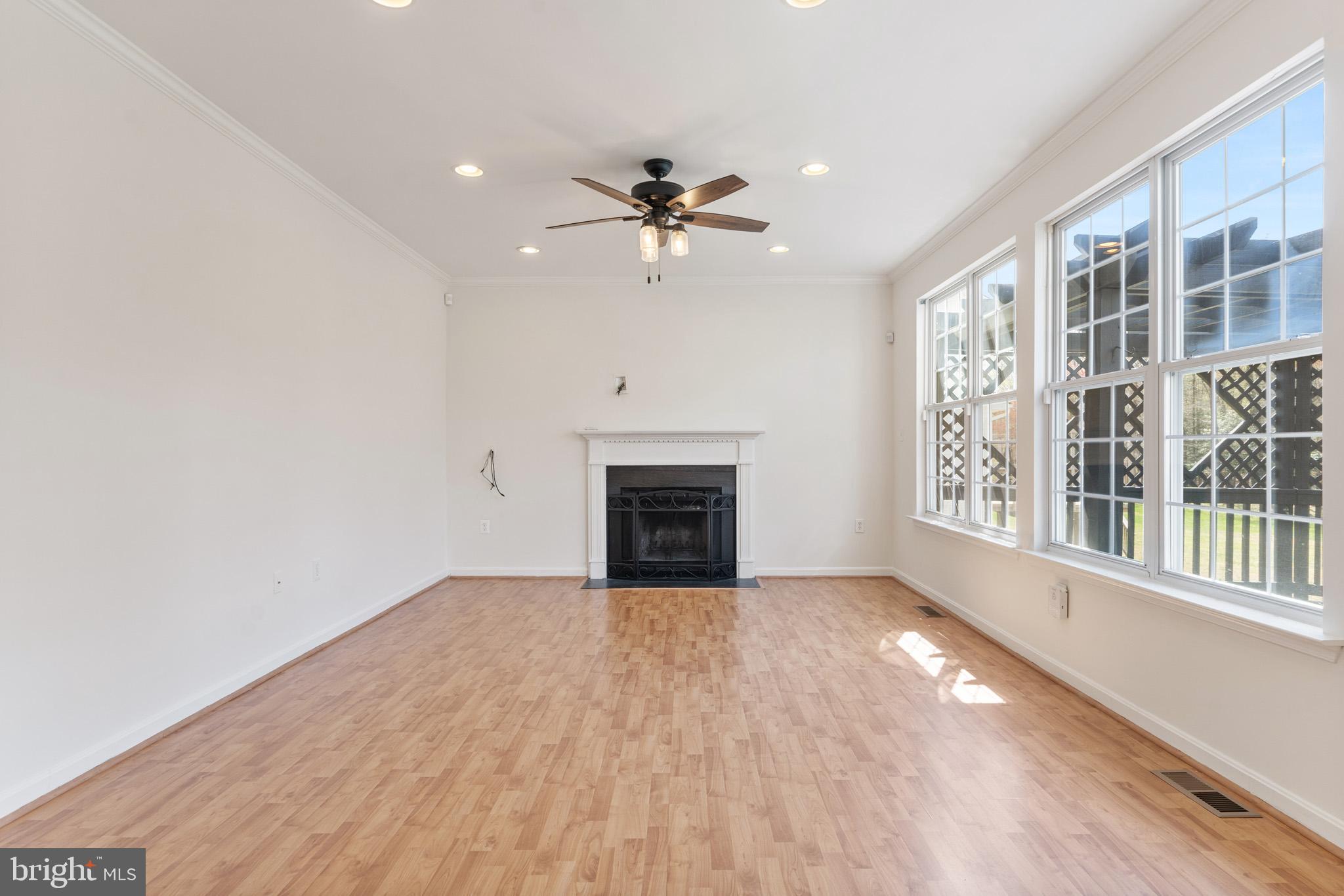 BERRY HILL MANOR - Residential