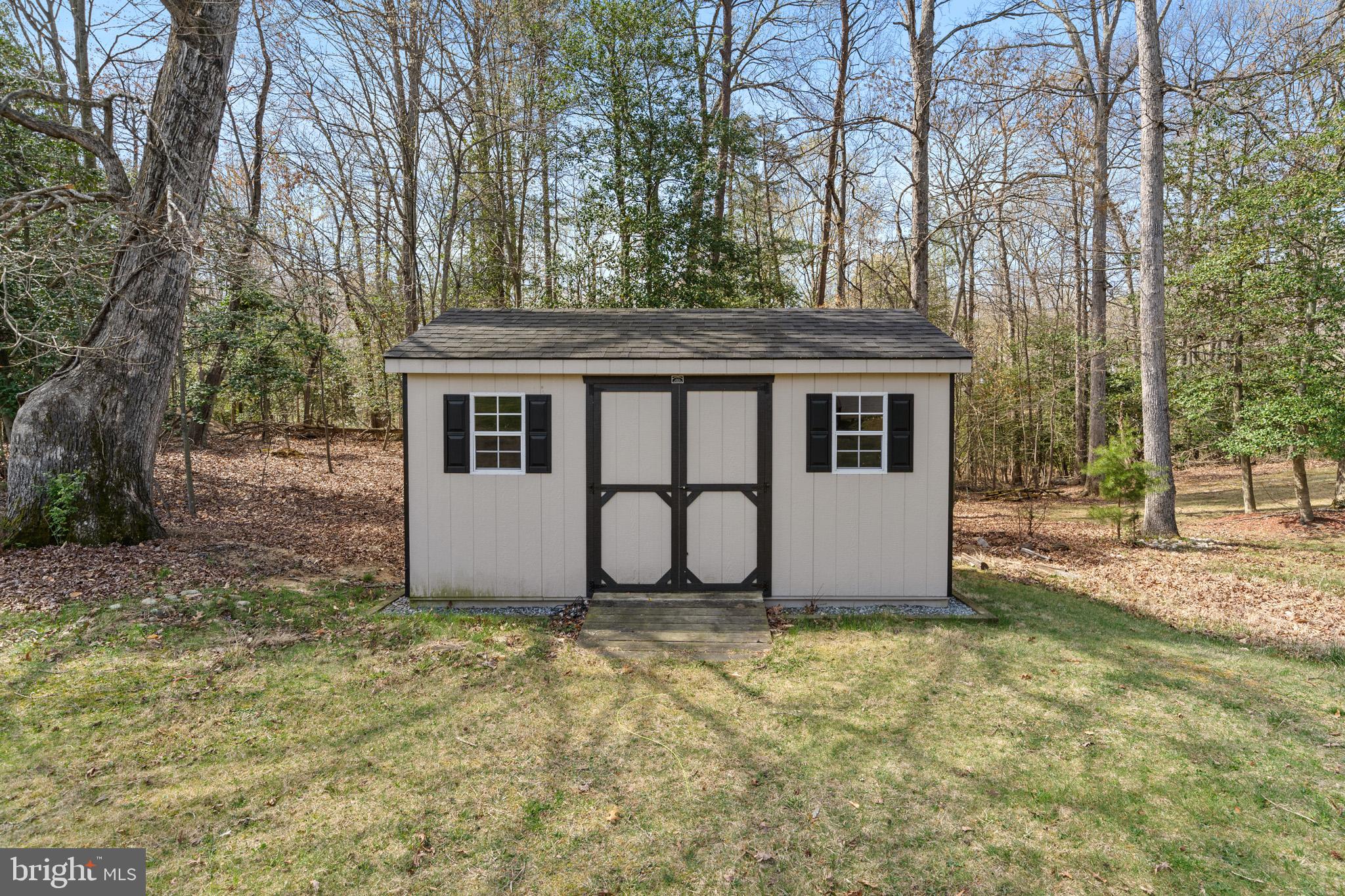 BERRY HILL MANOR - Residential