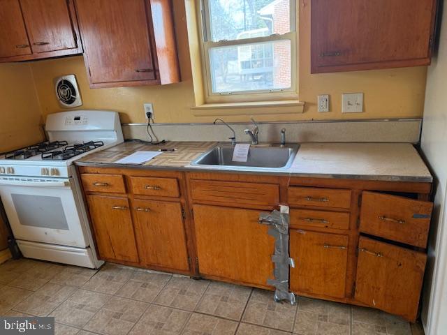 2508 SAINT CLAIR DRIVE