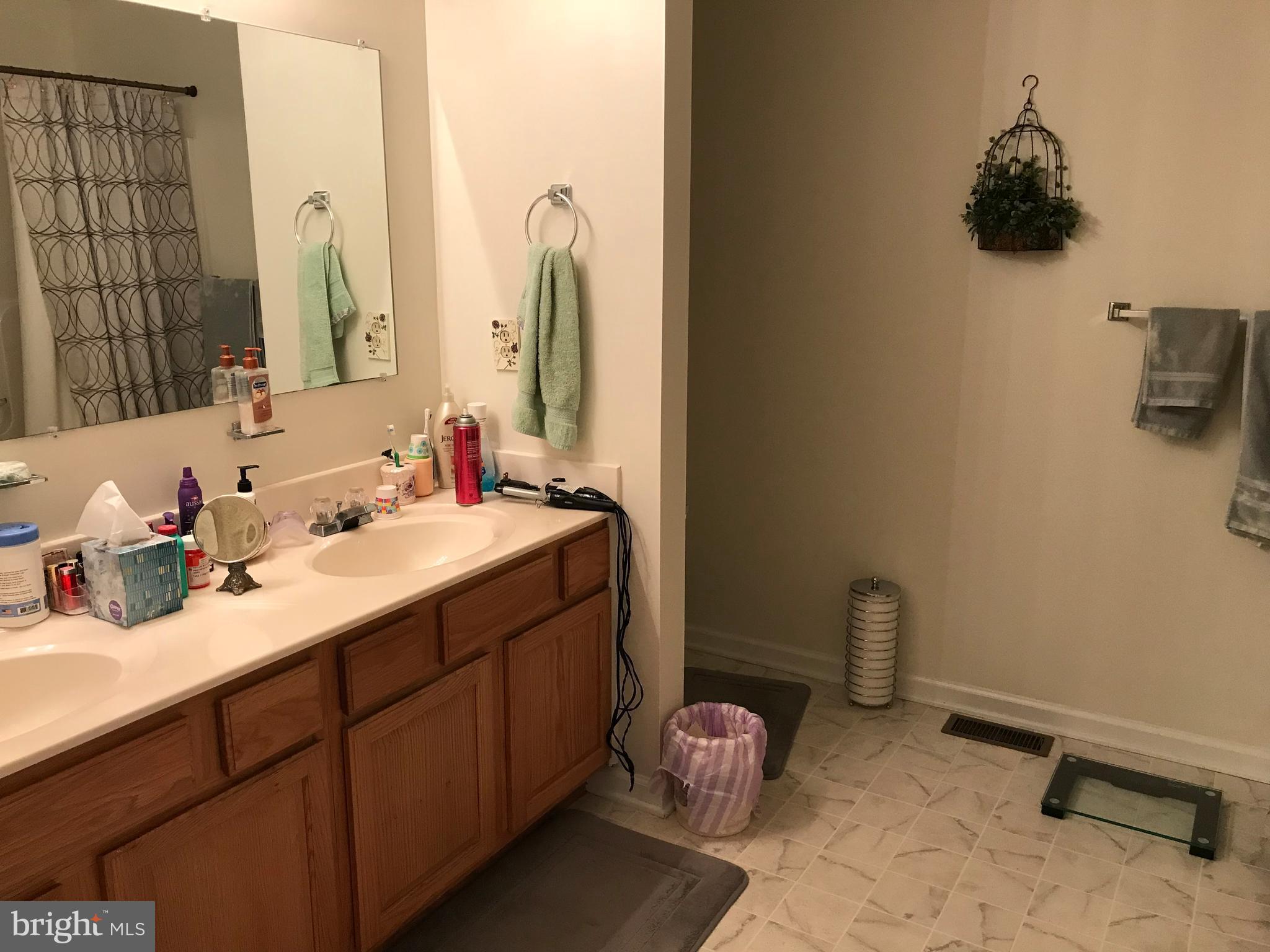 ELIZABETH STATION - Residential