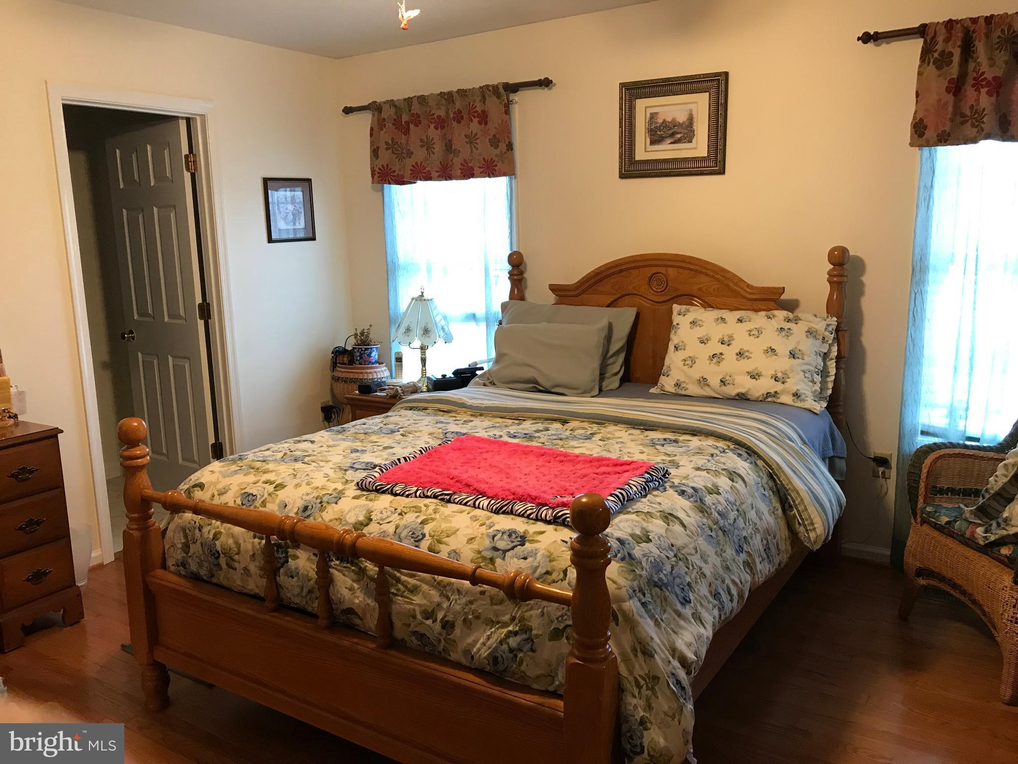 ELIZABETH STATION - Residential