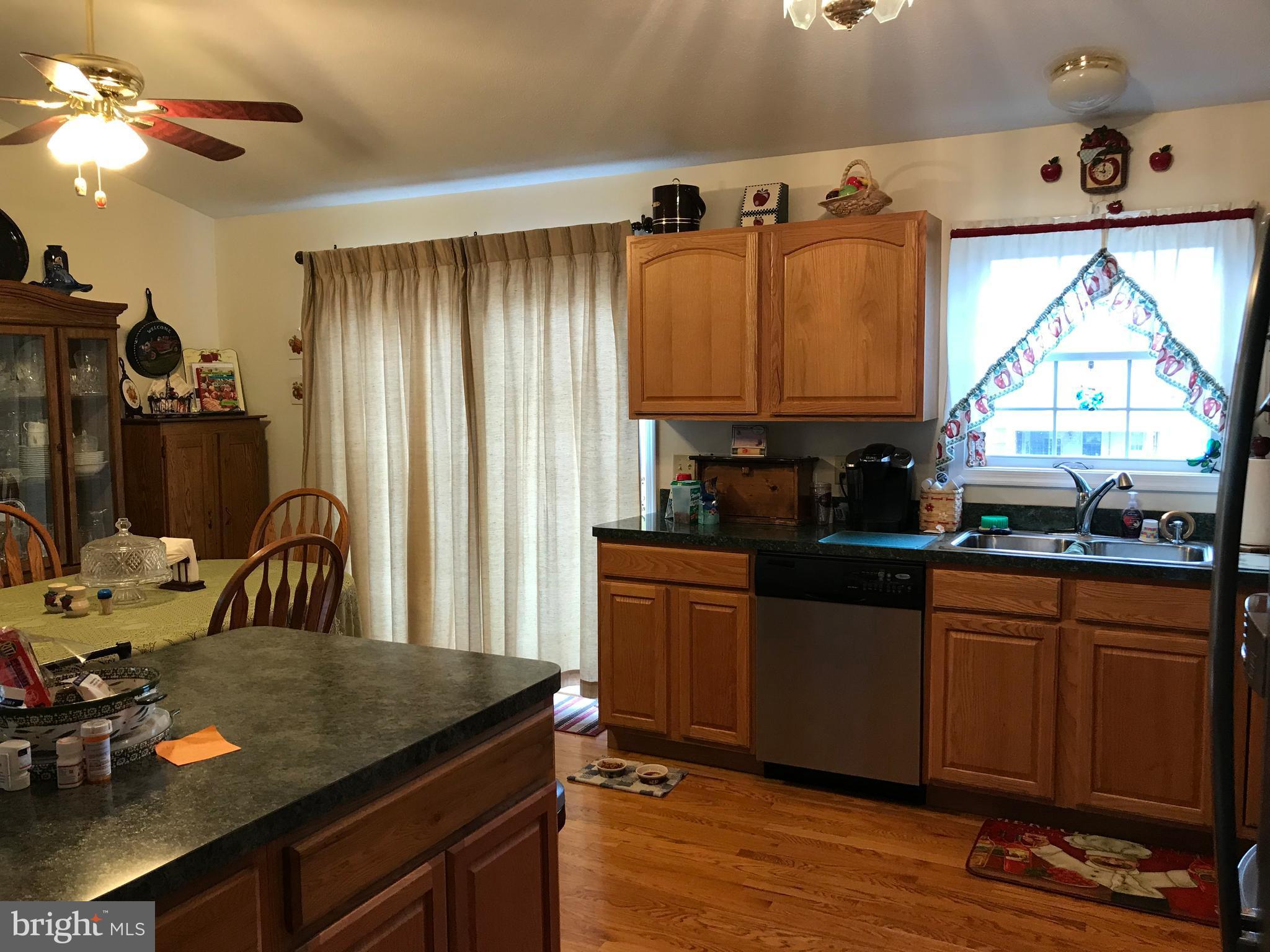 ELIZABETH STATION - Residential