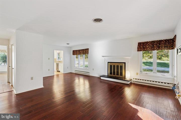 HERSHEYS MILL - Residential Lease