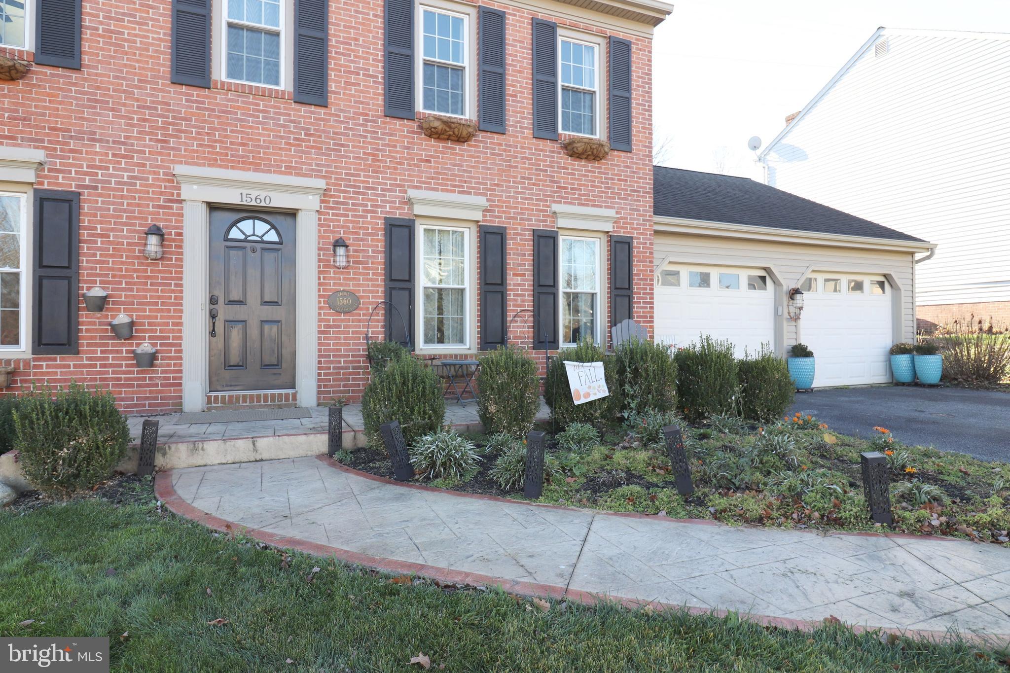 1560 S JEFFERSON COURT