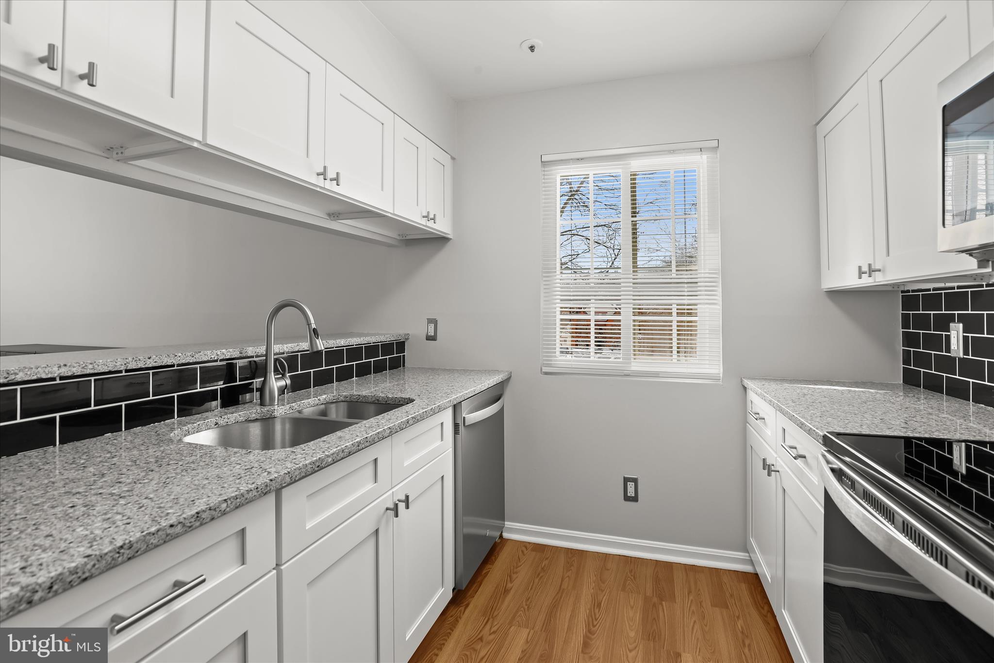 HEATHERFIELD CONDOS - Residential