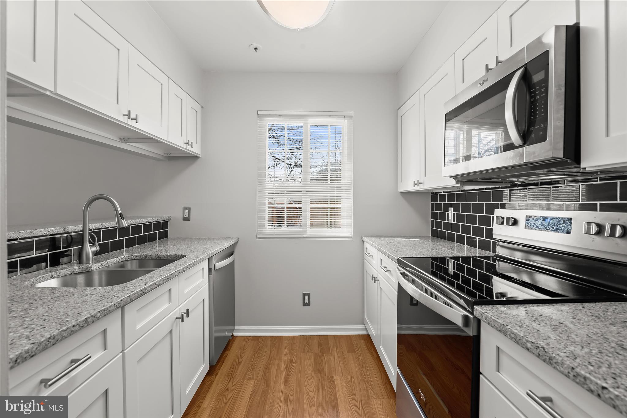 4904 COLUMBIA ROAD 3-129